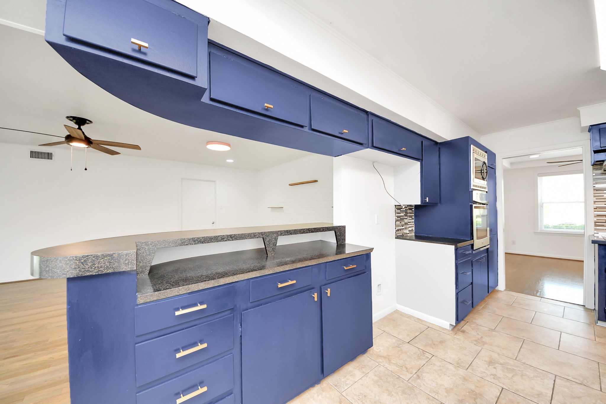 4038 Mischire Drive Property Photo 16