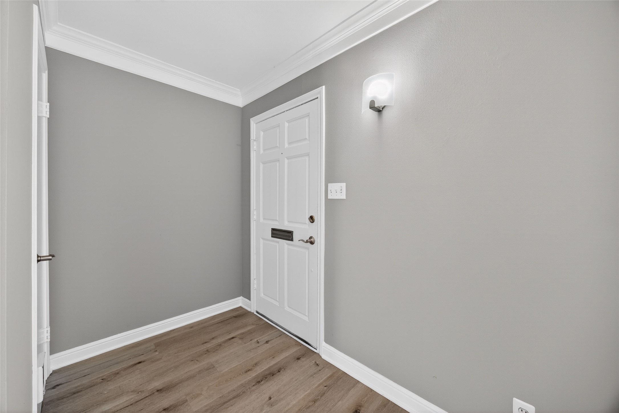 2109 Lander Lane 79 Property Photo 3