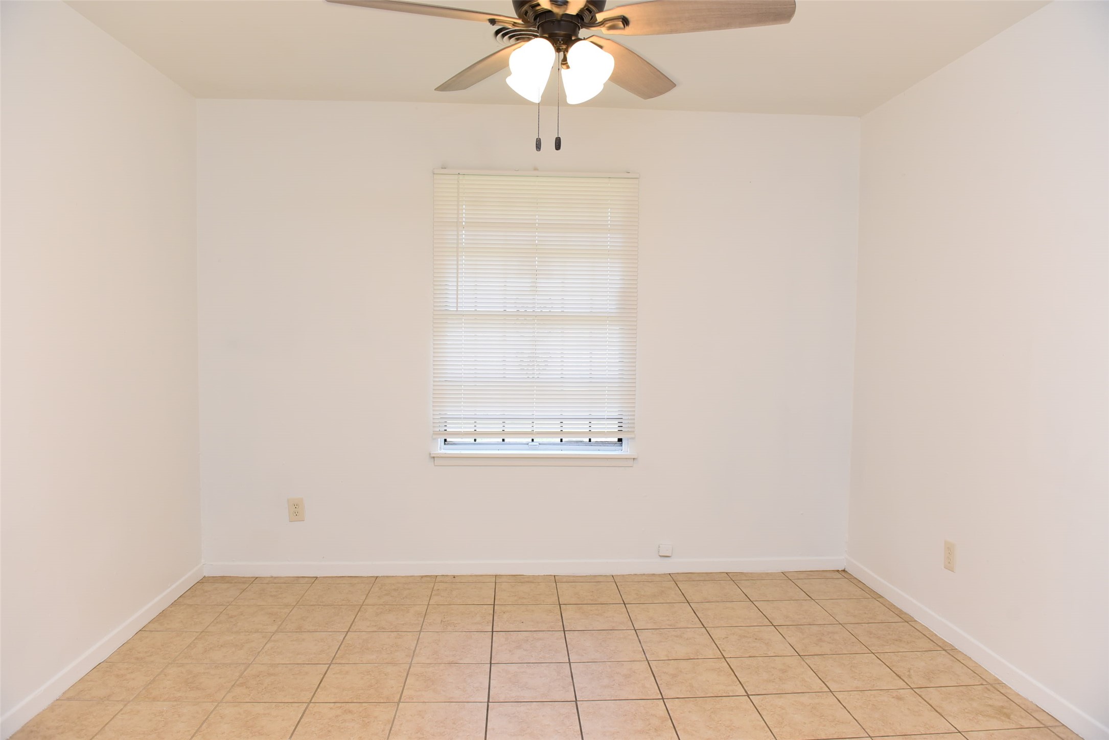 6414 Grape Street Property Photo 13