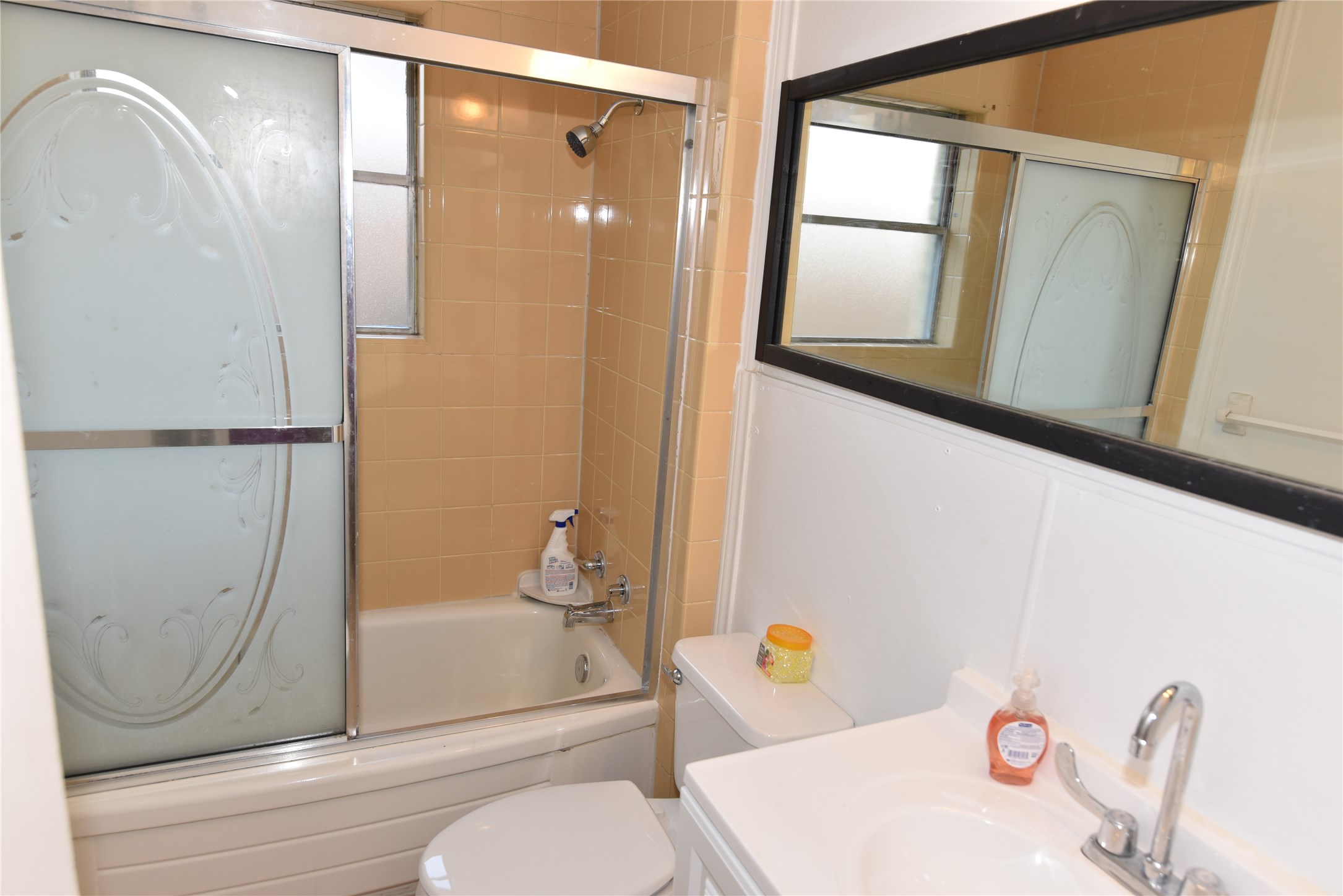 6414 Grape Street Property Photo 14