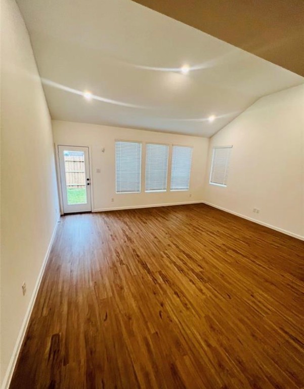27007 Aurora Garden Lane Property Photo 4
