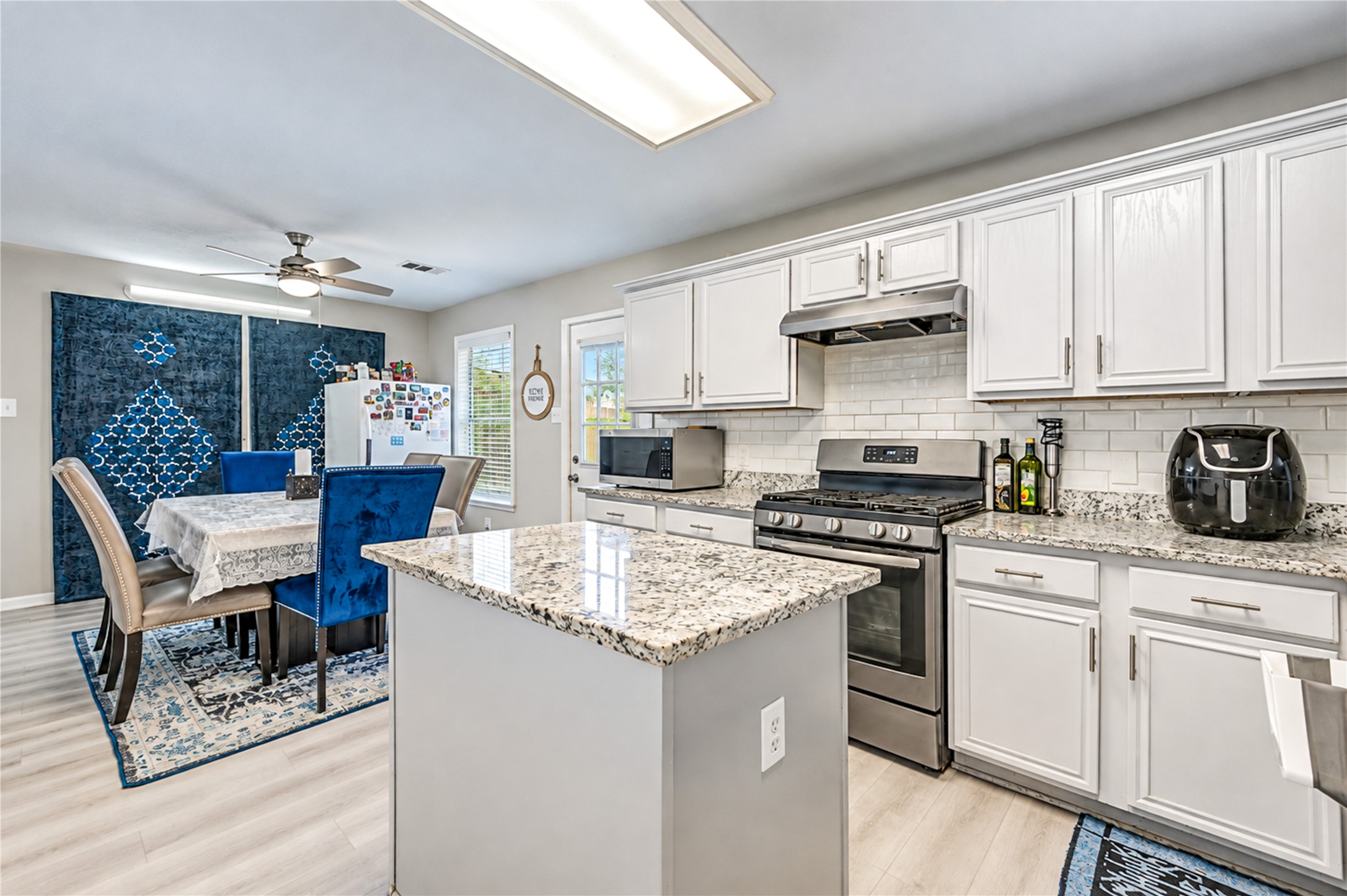 16831 Basewood Court Property Photo 6