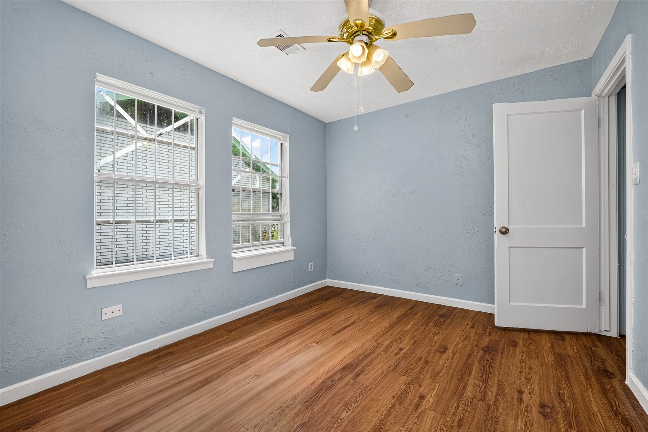4813 Brinkley Street Property Photo 9