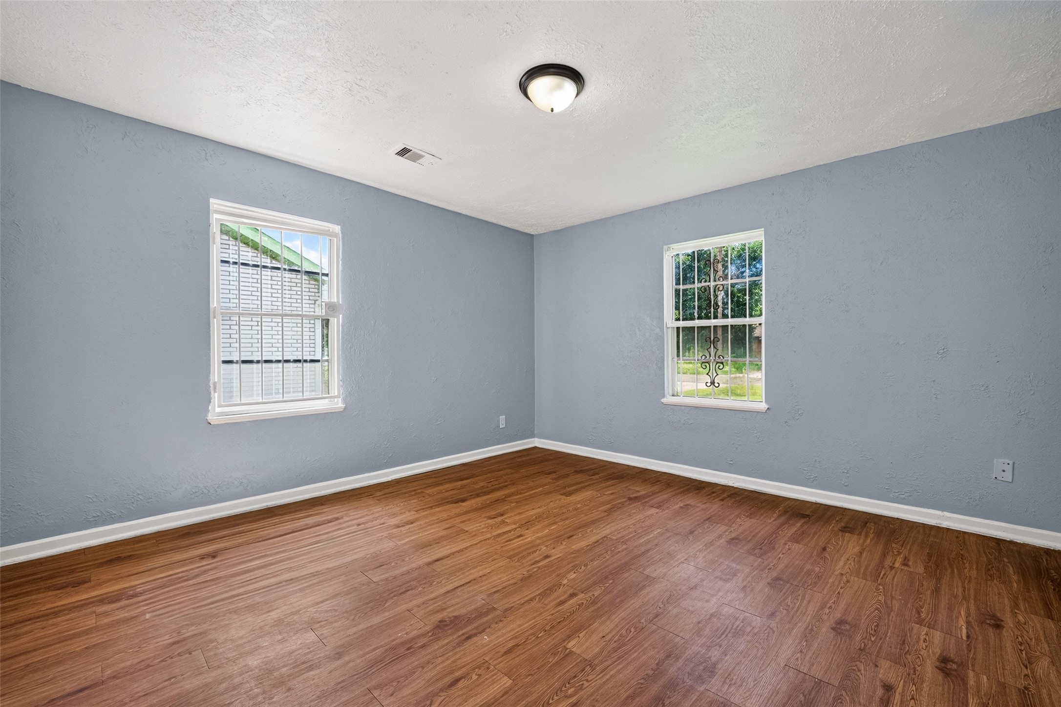 4813 Brinkley Street Property Photo 13