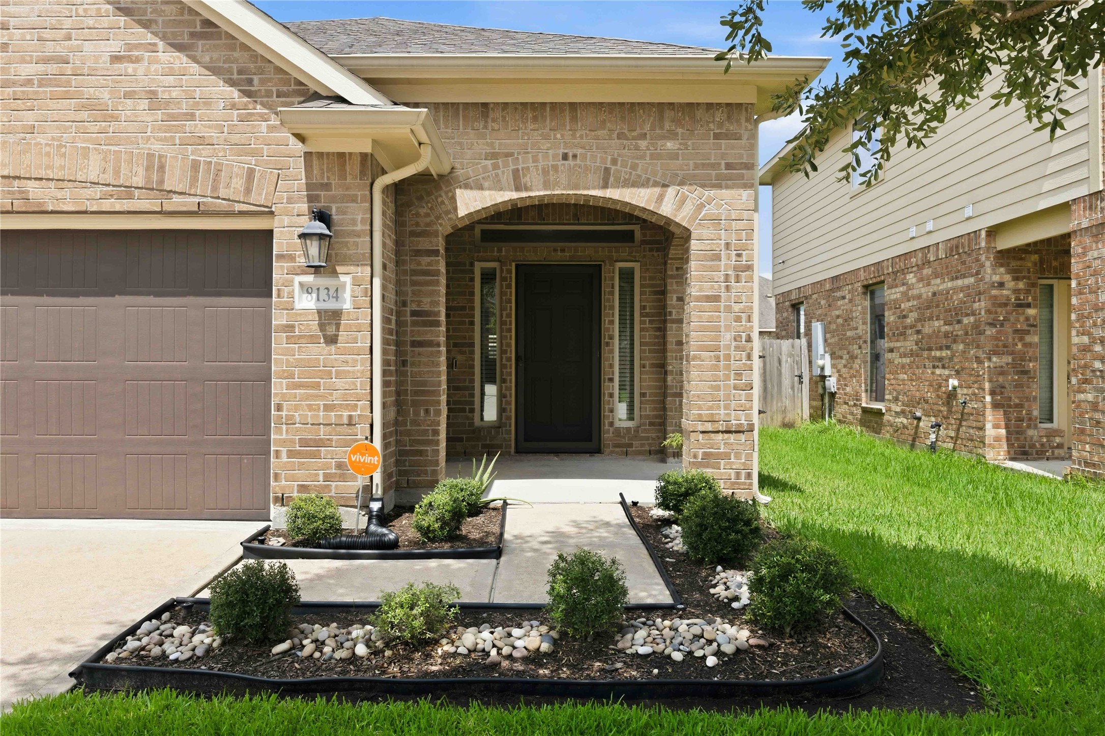 8134 Heartbrook Field Lane Property Photo 1