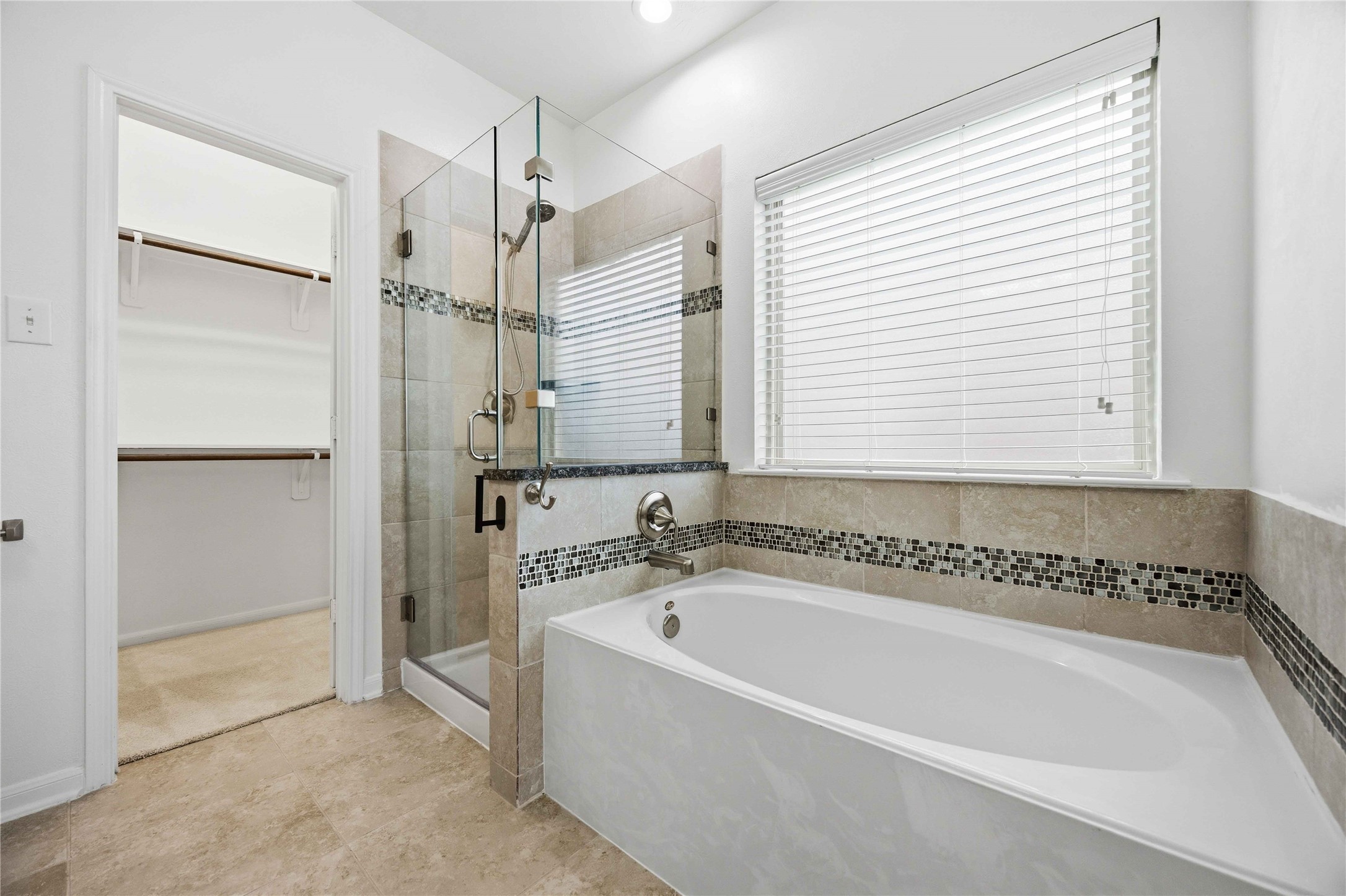 8134 Heartbrook Field Lane Property Photo 17