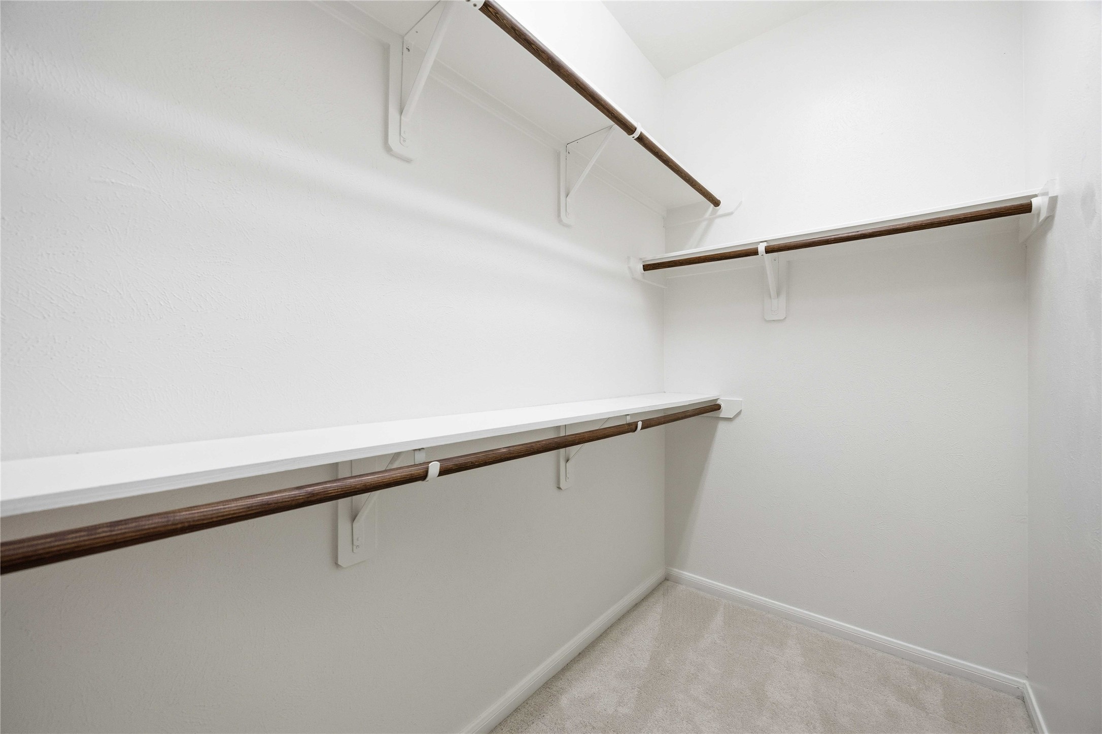 8134 Heartbrook Field Lane Property Photo 19