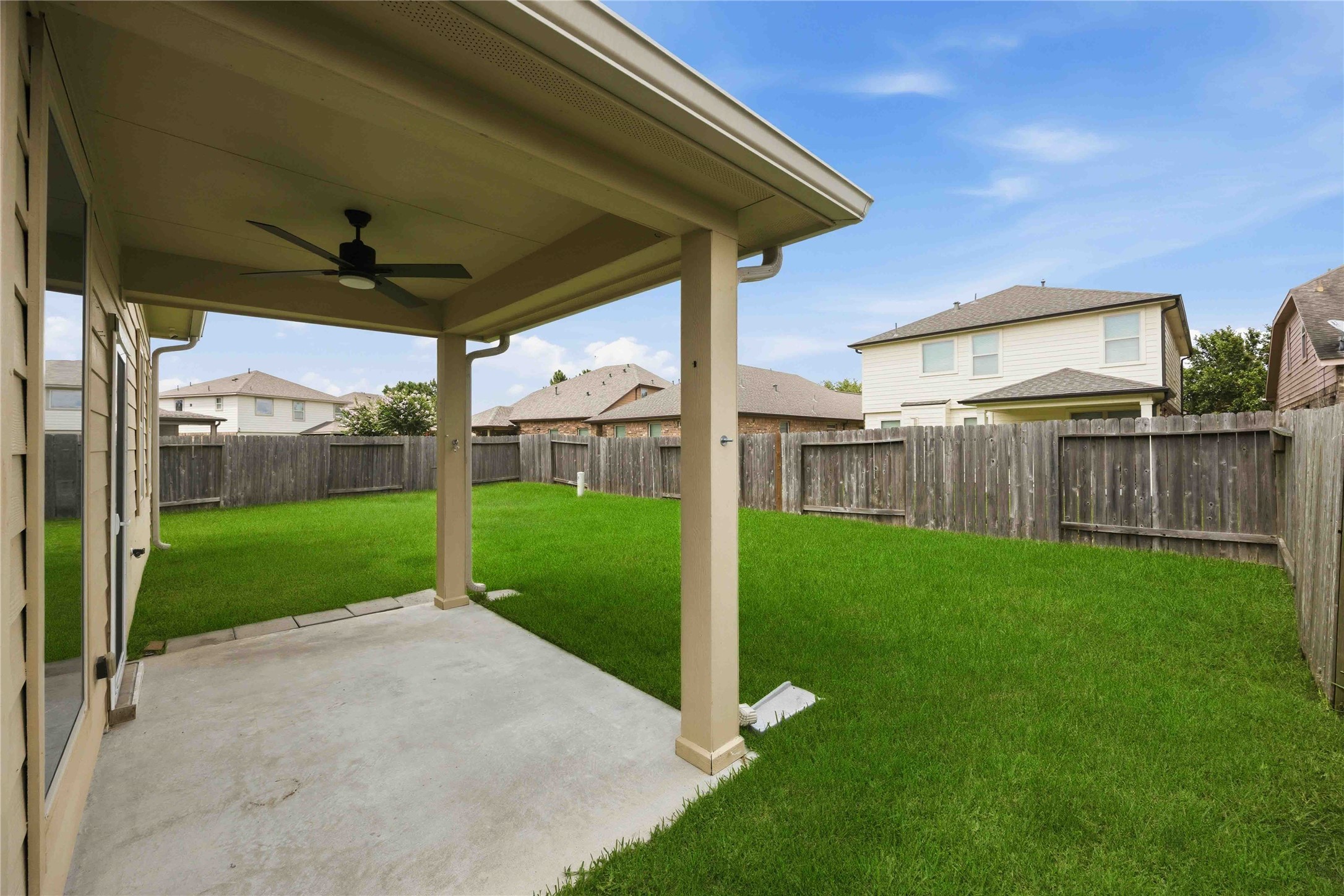 8134 Heartbrook Field Lane Property Photo 27