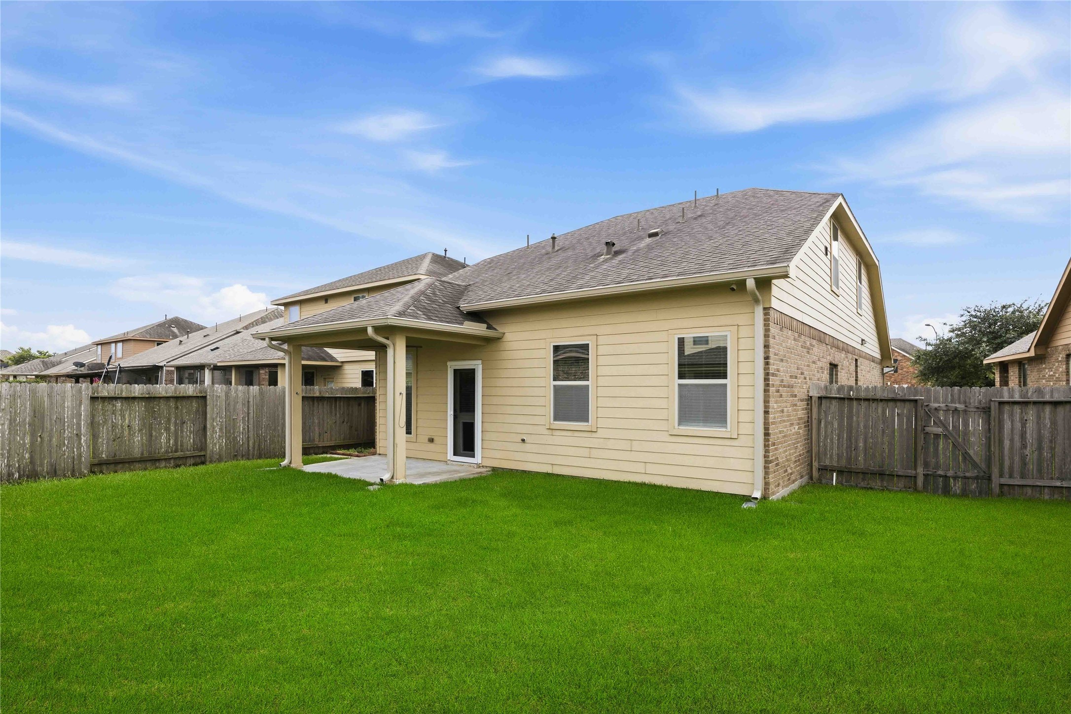 8134 Heartbrook Field Lane Property Photo 28