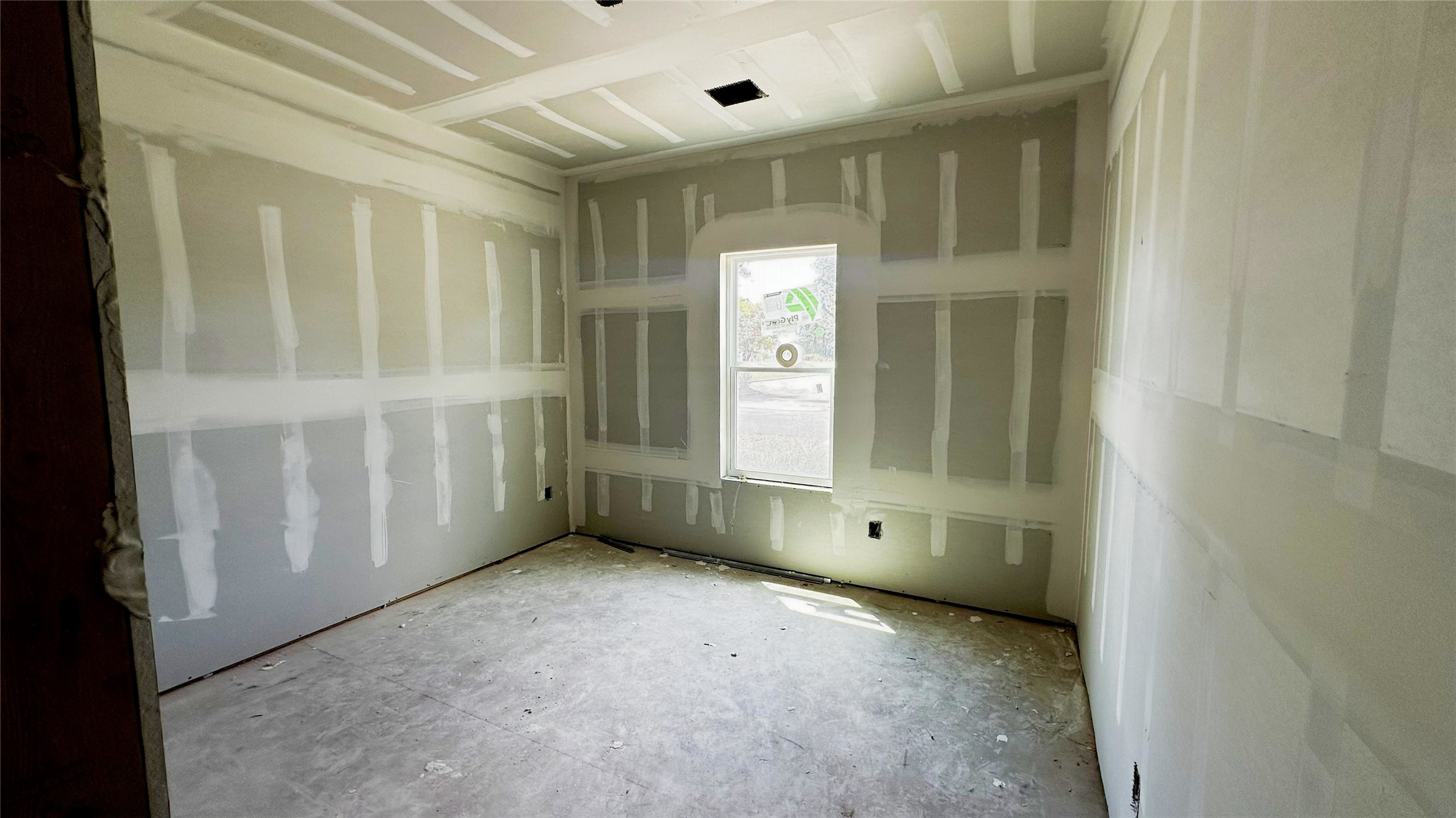807 S State Street Property Photo 14