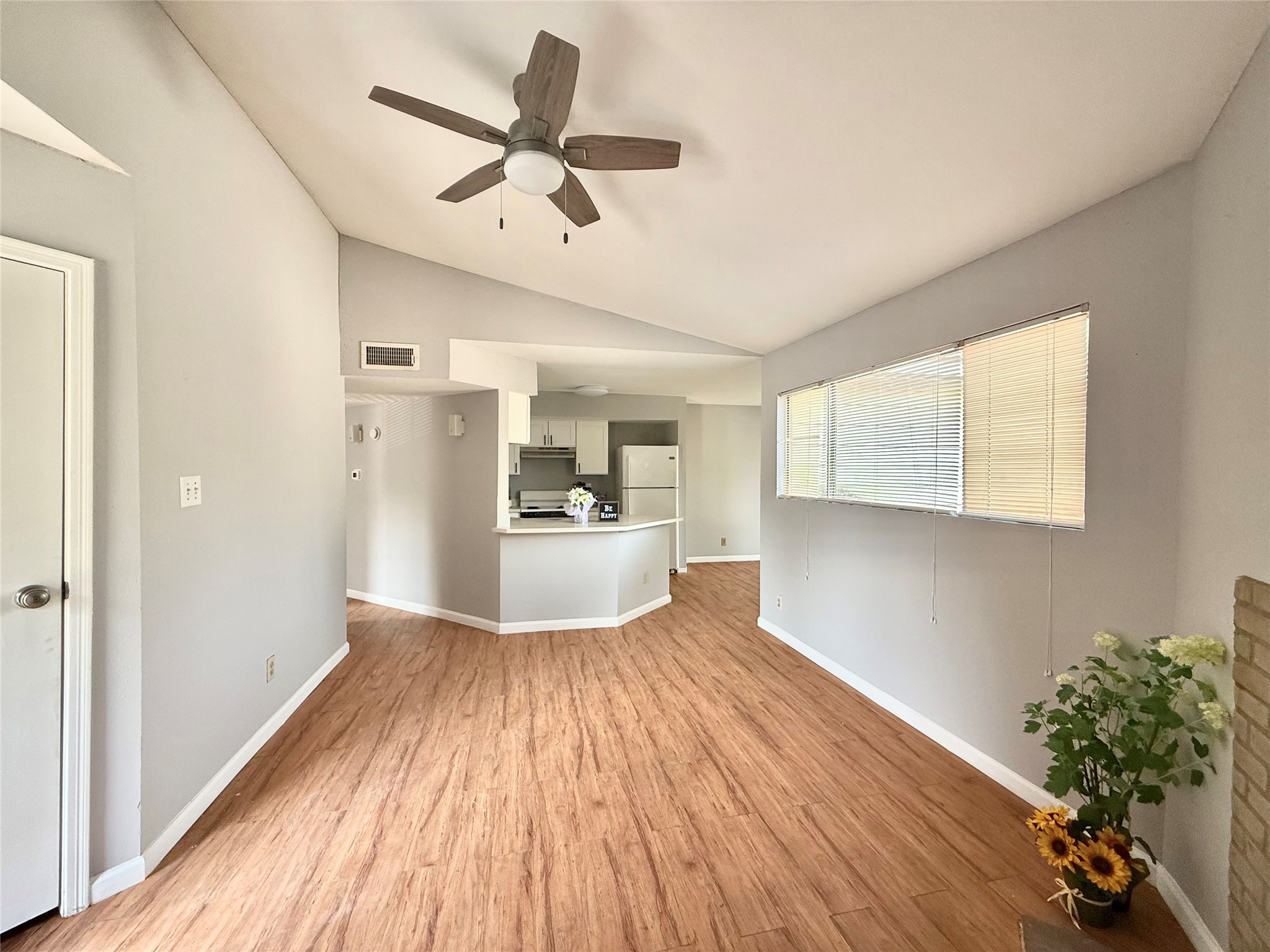 7200 W T C Jester Boulevard 3902 Property Photo 4