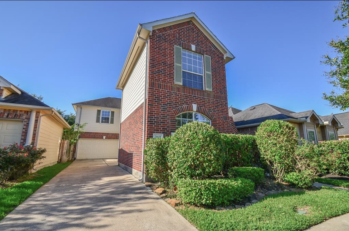 21619 Balsam Brook Lane Property Photo 2