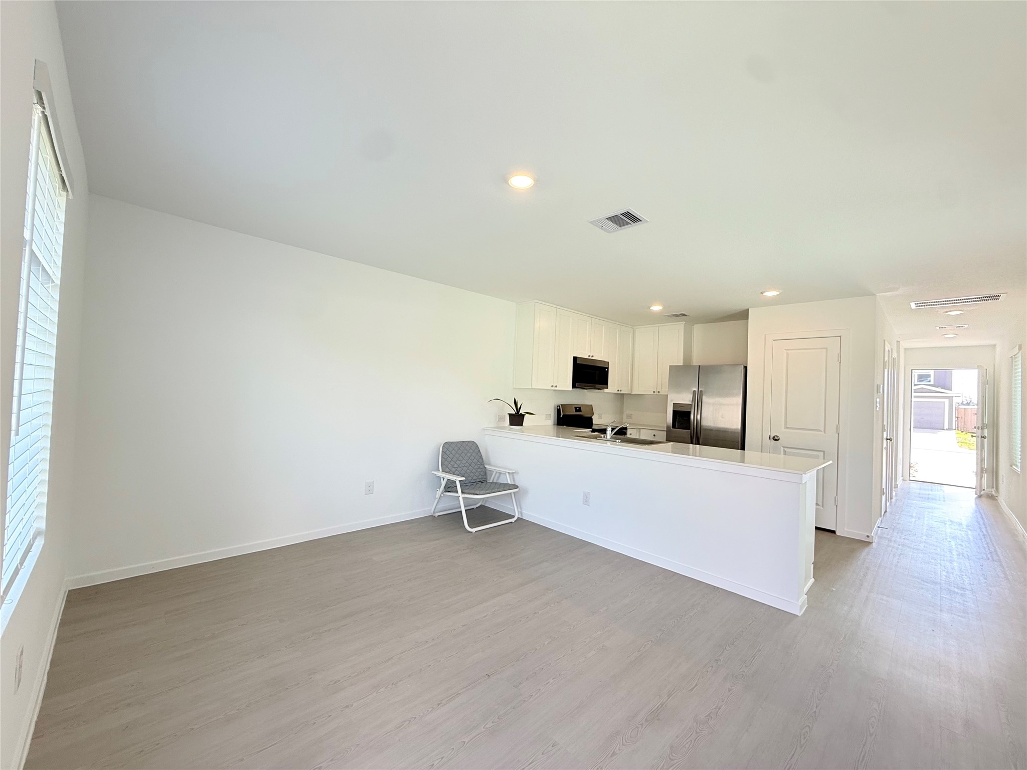 3642 Duplet Avenue Property Photo 6