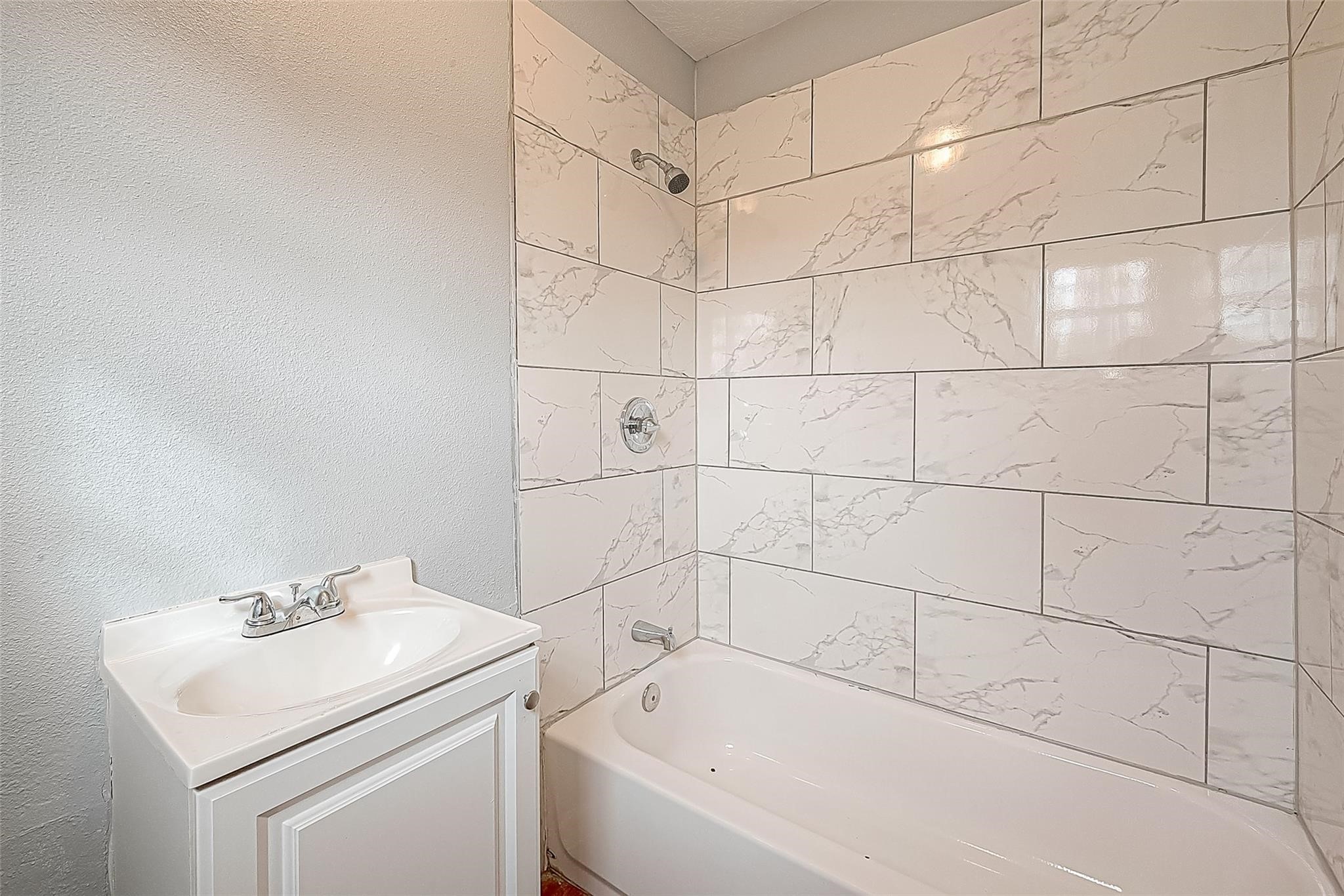 4006 Sunflower Street Property Photo 12