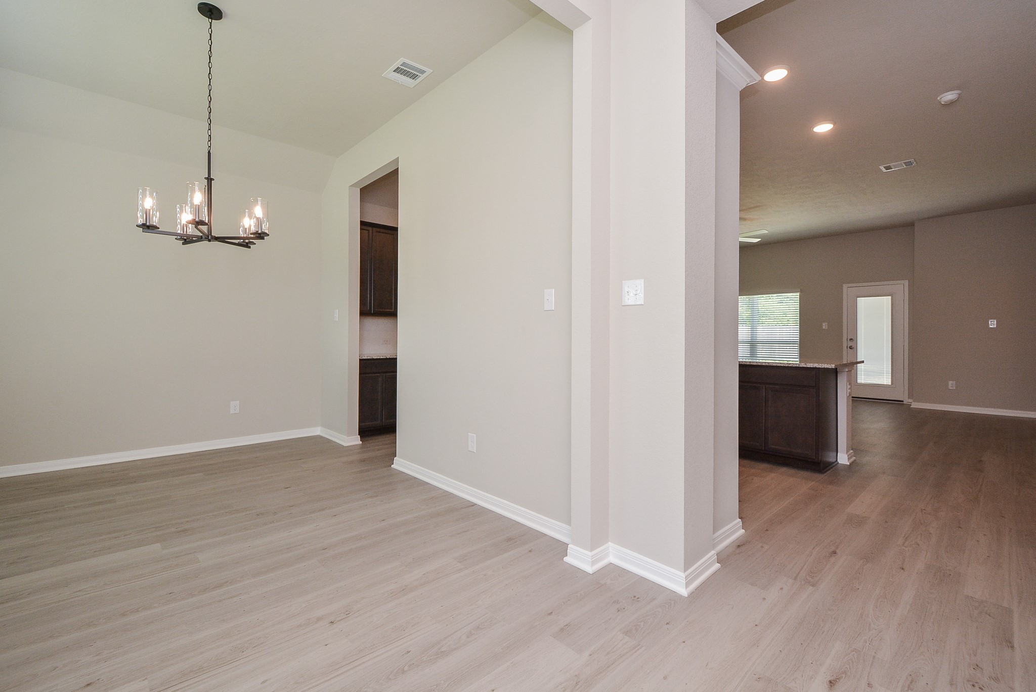 1063 Bending Trail Drive Property Photo 7