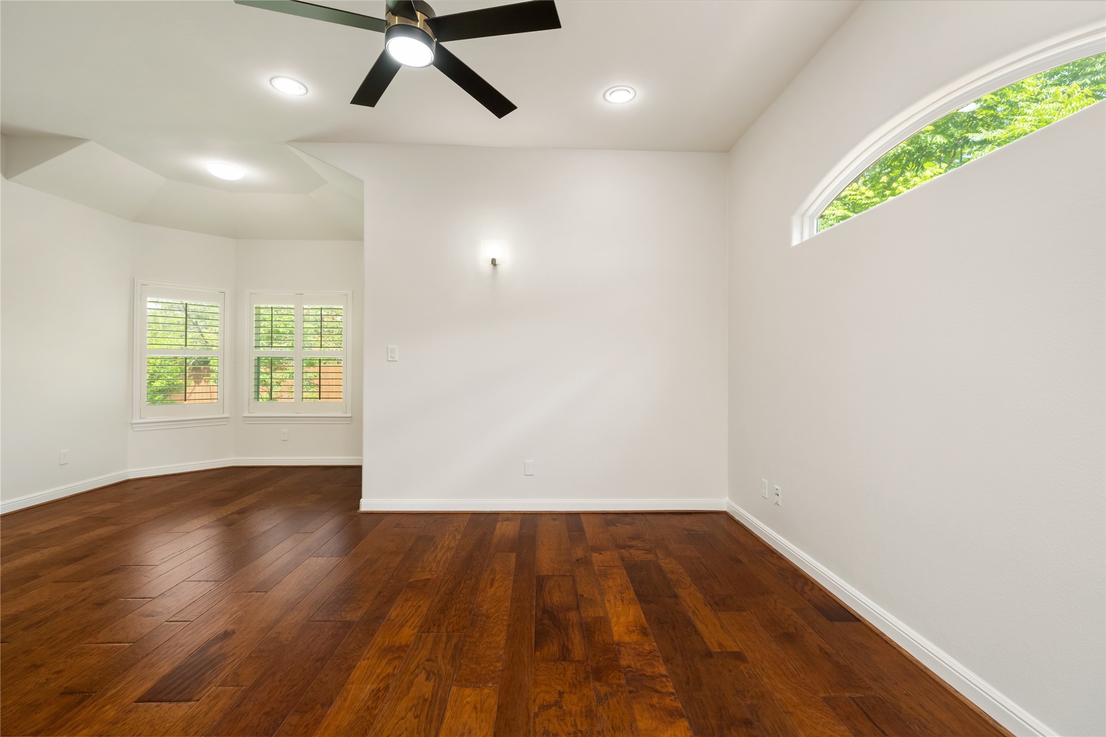9406 Bevlyn Drive Property Photo 15
