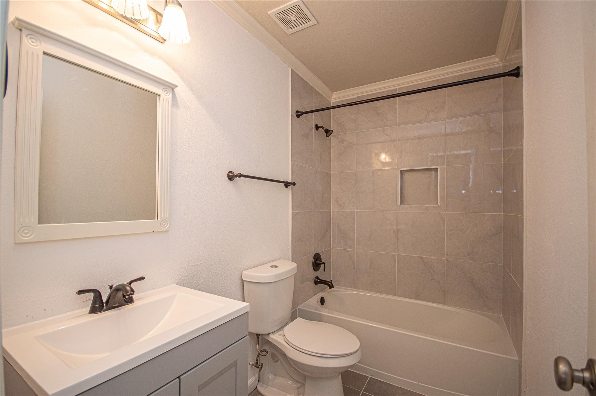 21030 Aldens Oak Property Photo 15