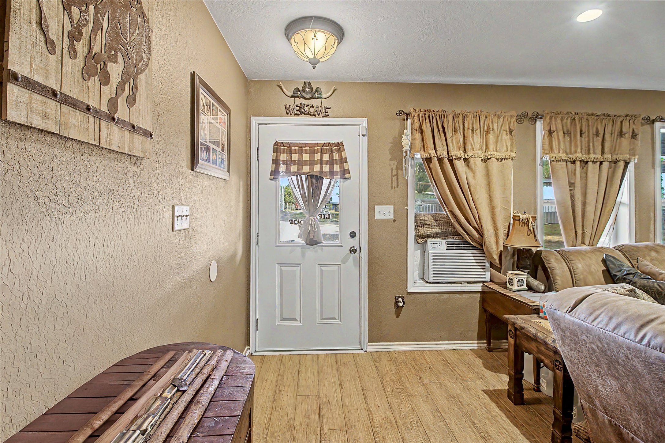 7523 State Highway 21 Property Photo 4