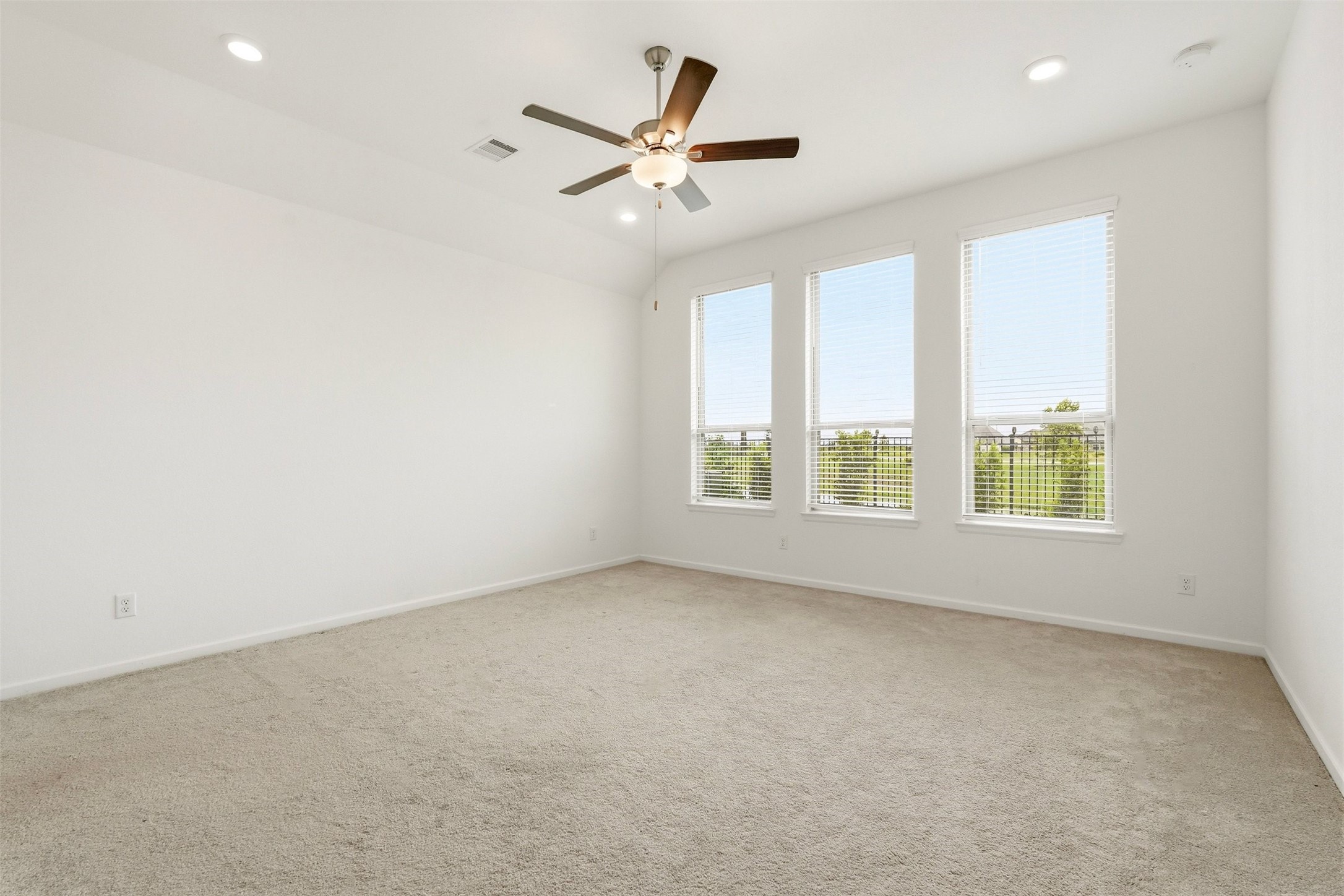 15551 Blue Lake Drive Property Photo 13