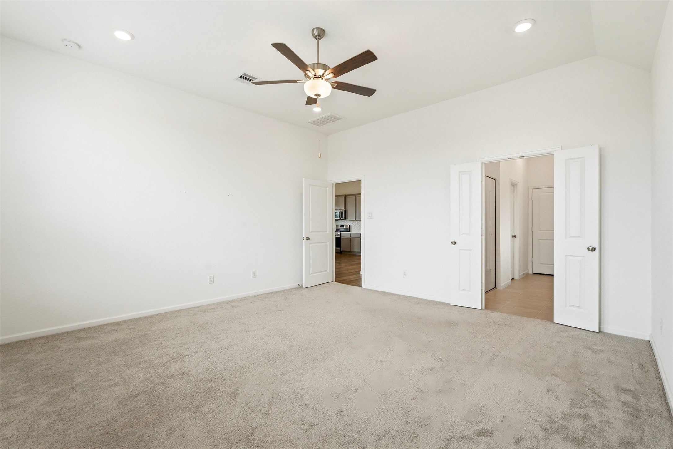 15551 Blue Lake Drive Property Photo 14