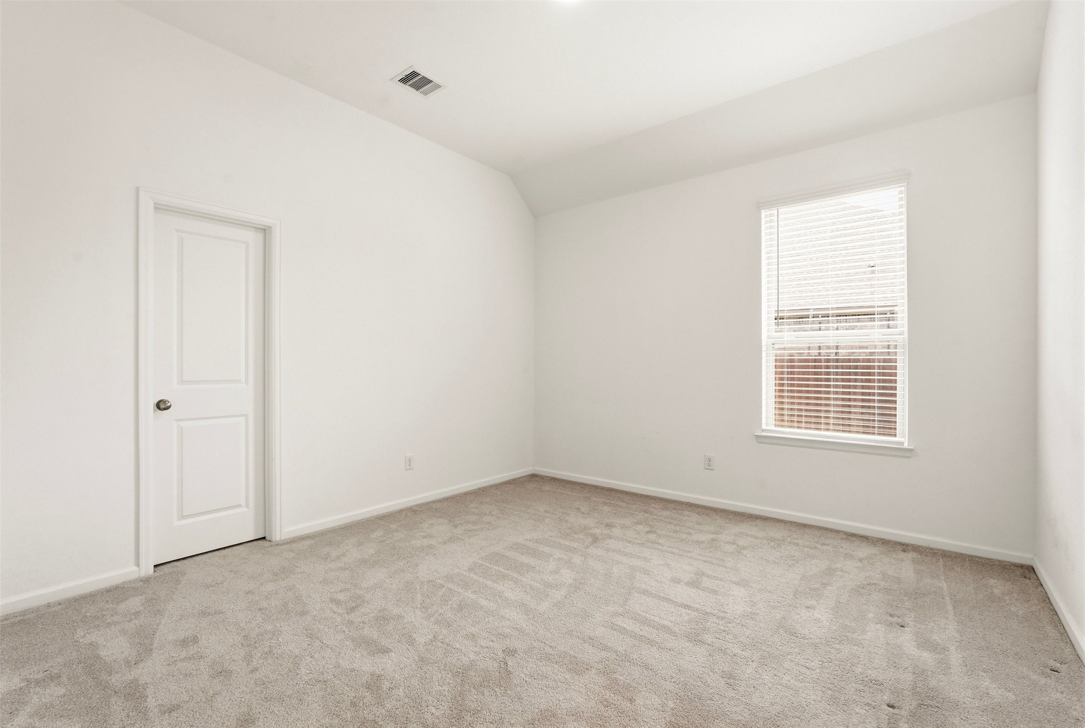 15551 Blue Lake Drive Property Photo 18