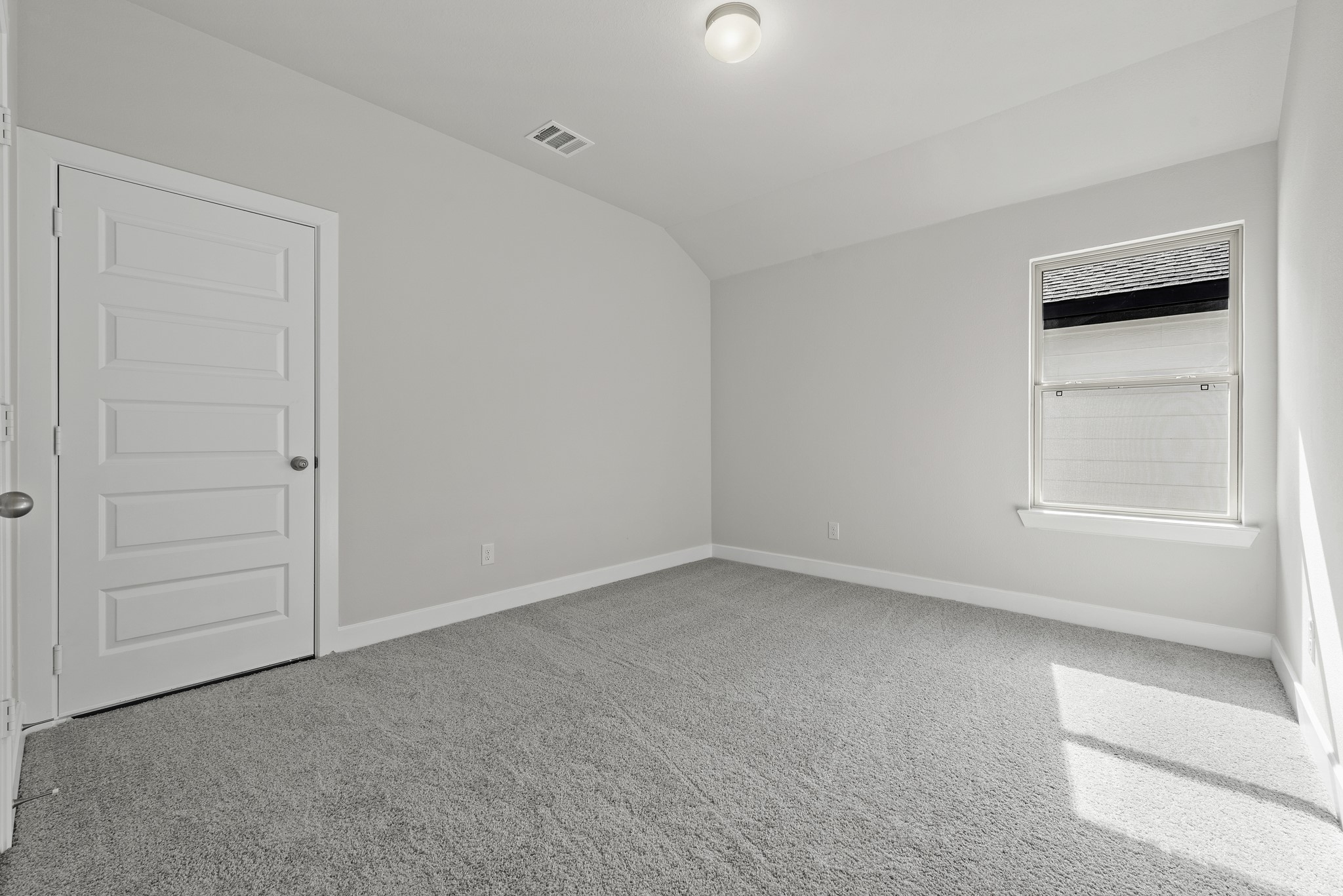 27007 Costa Creek Drive Property Photo 29