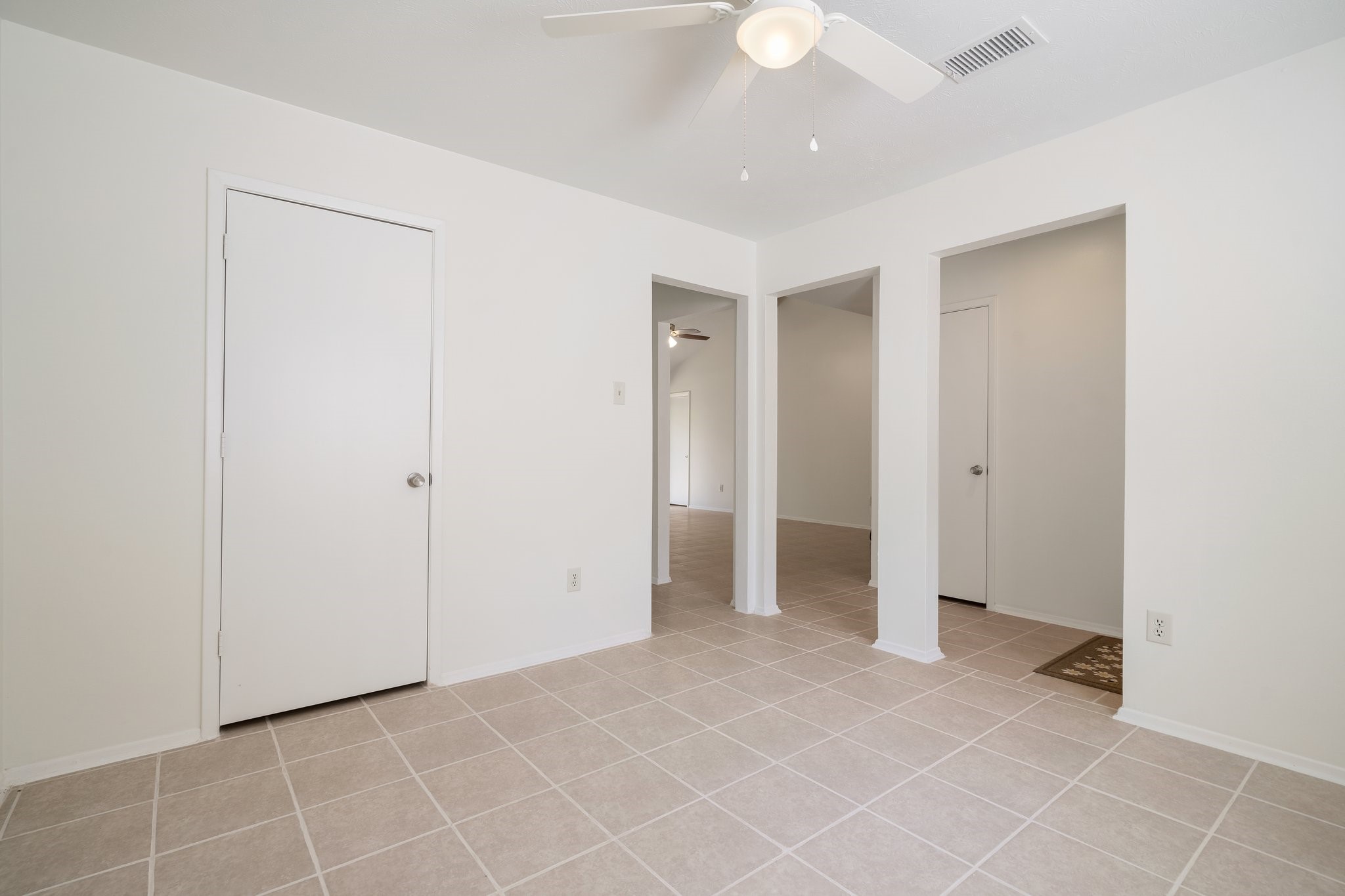 72 Oldstream Court Property Photo 6