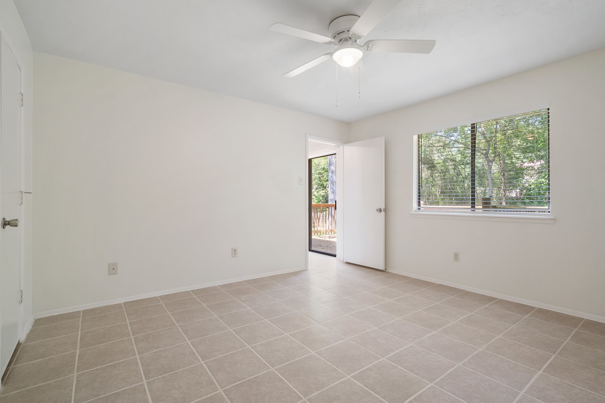 72 Oldstream Court Property Photo 15