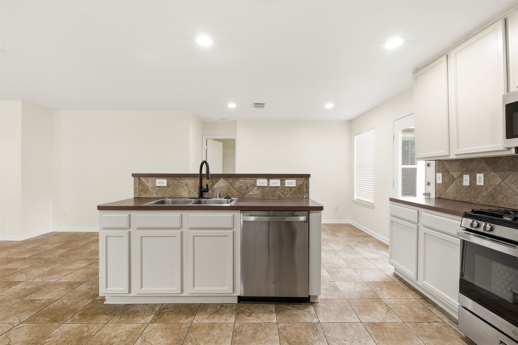 7719 Serene Wood Lane Property Photo 14