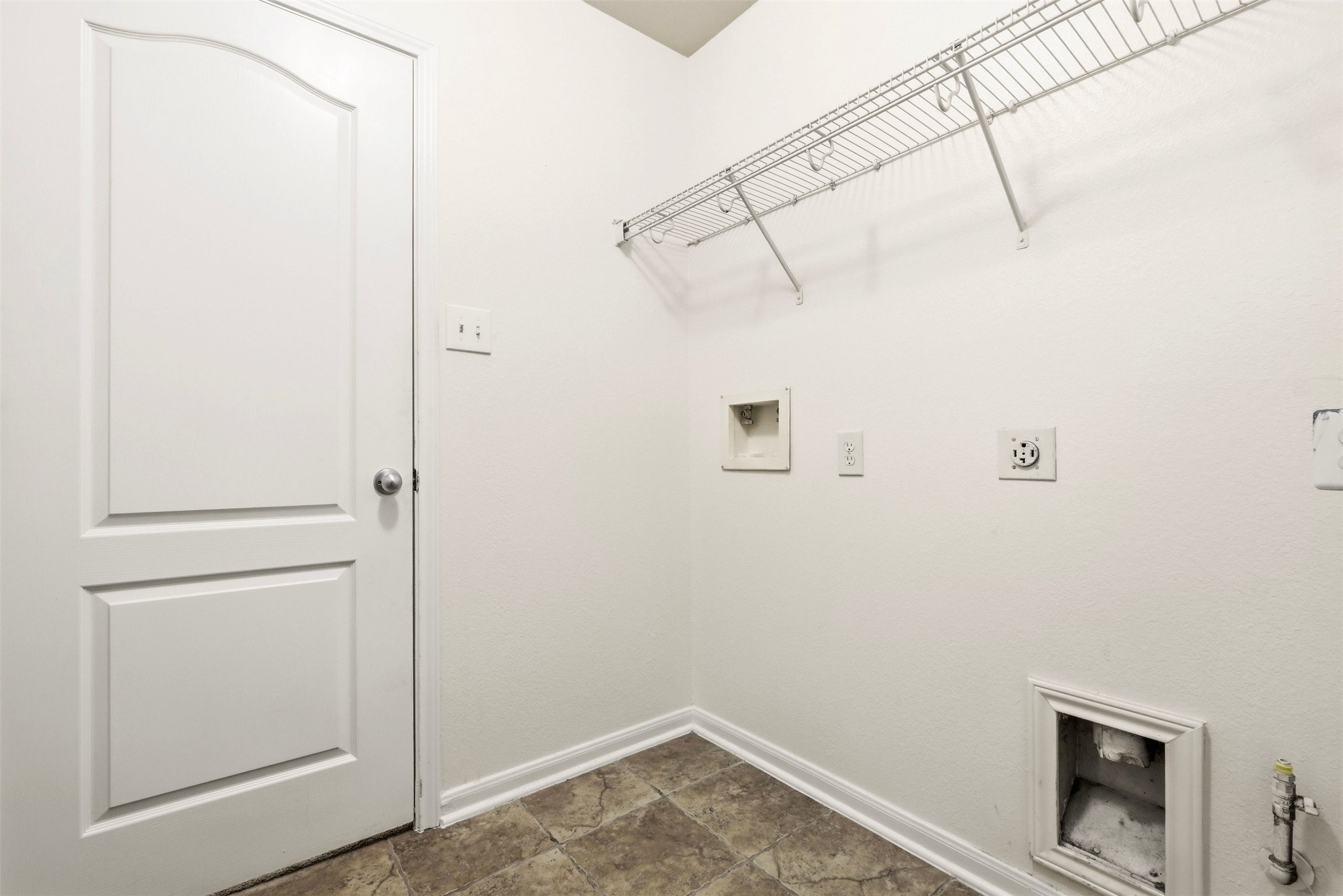 7719 Serene Wood Lane Property Photo 21