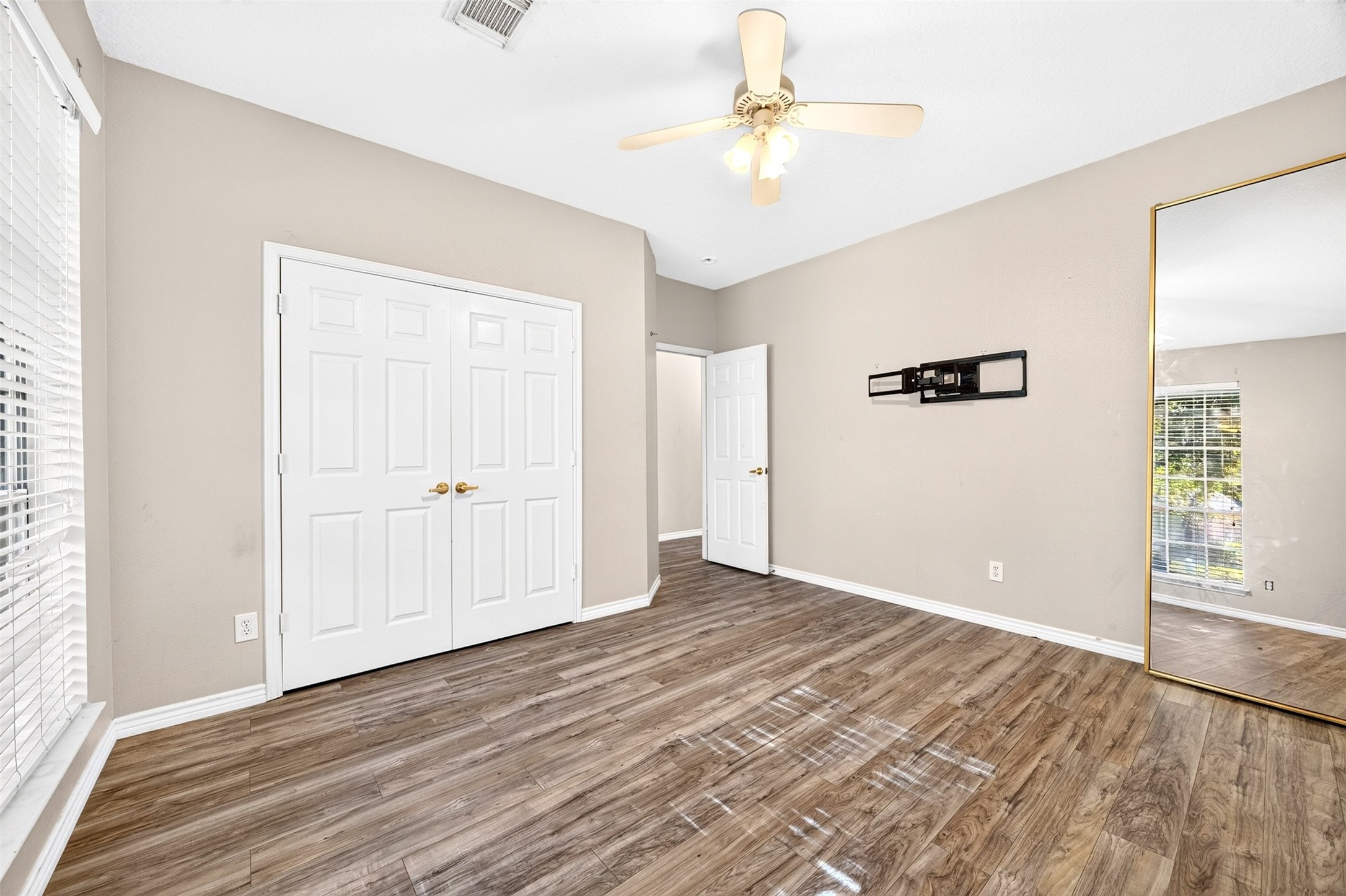 11214 Hillside Glen Trail Property Photo 30