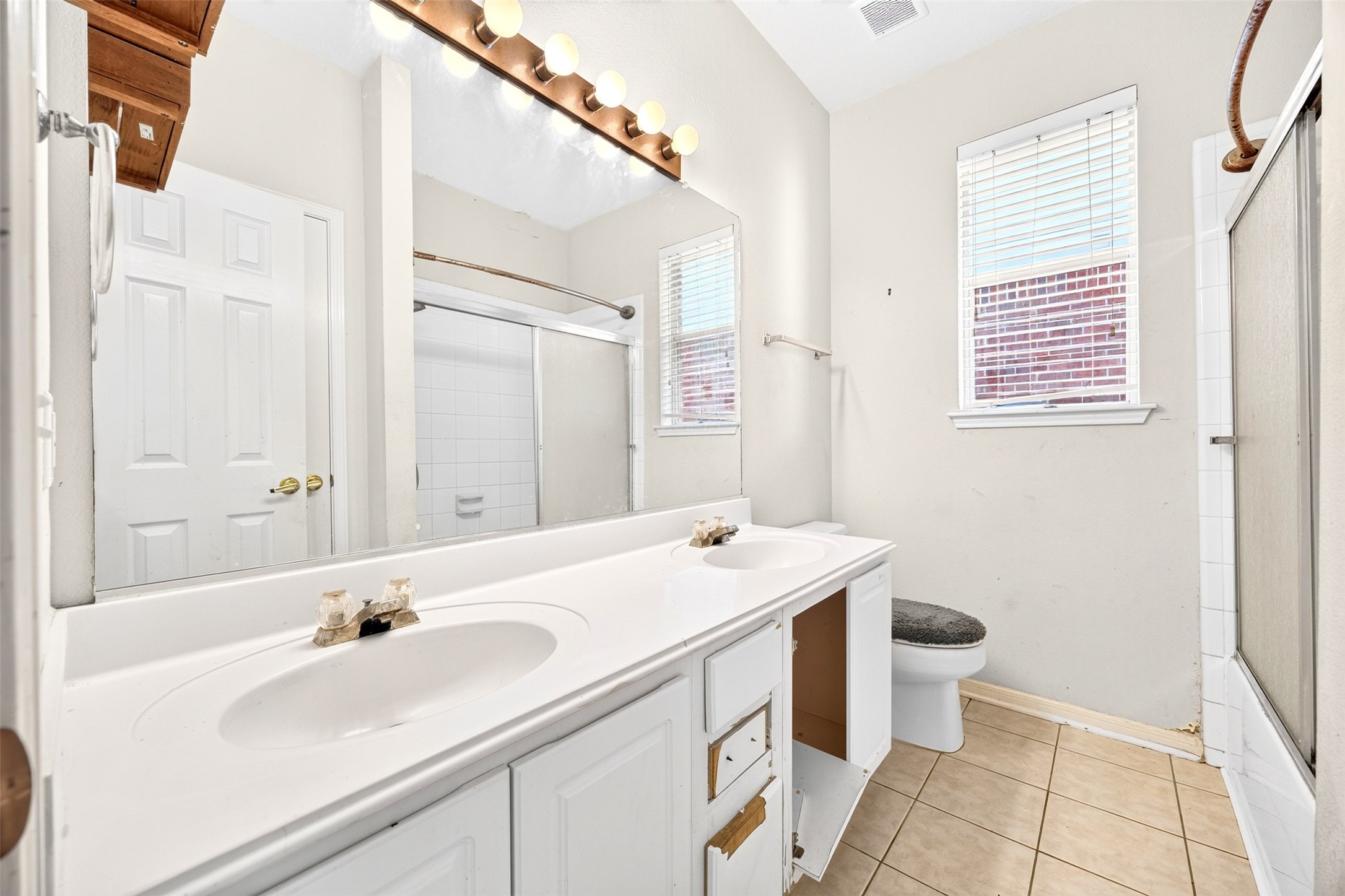 11214 Hillside Glen Trail Property Photo 33