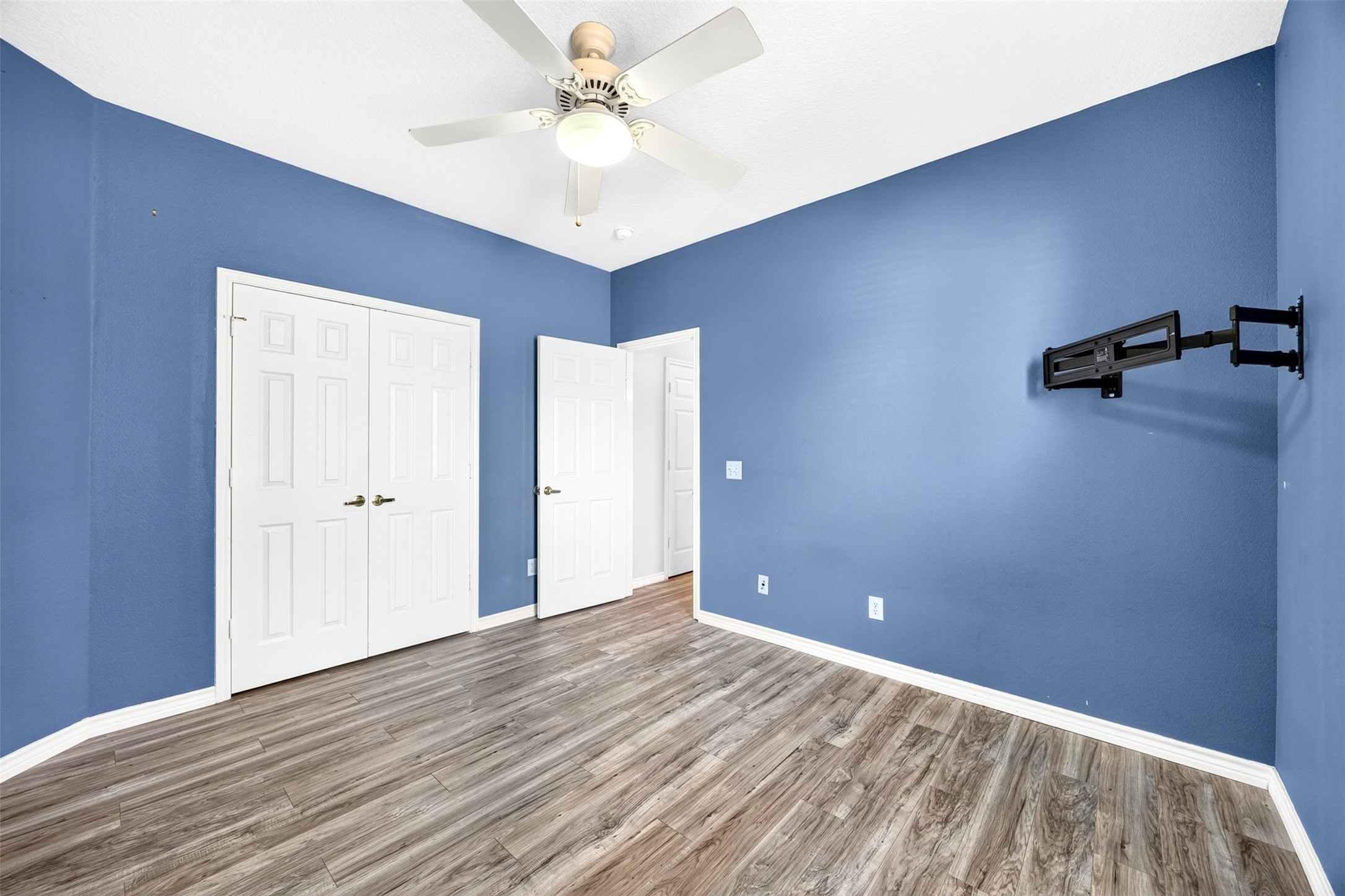 11214 Hillside Glen Trail Property Photo 35
