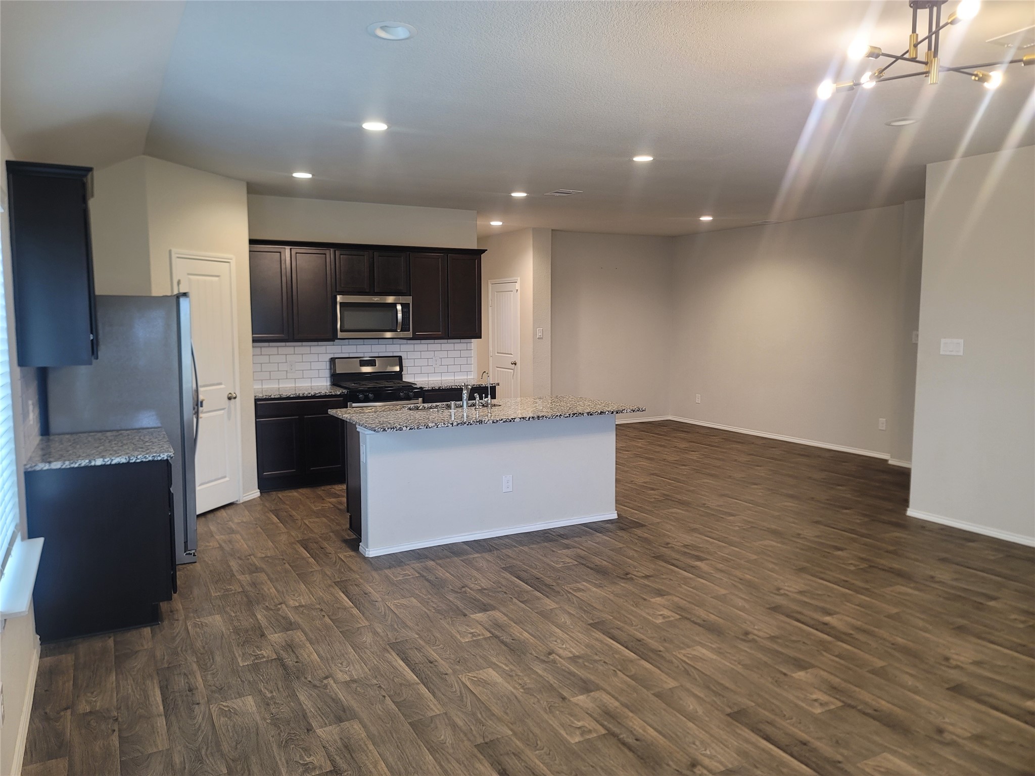 846 Autumn Flats Way Property Photo 17