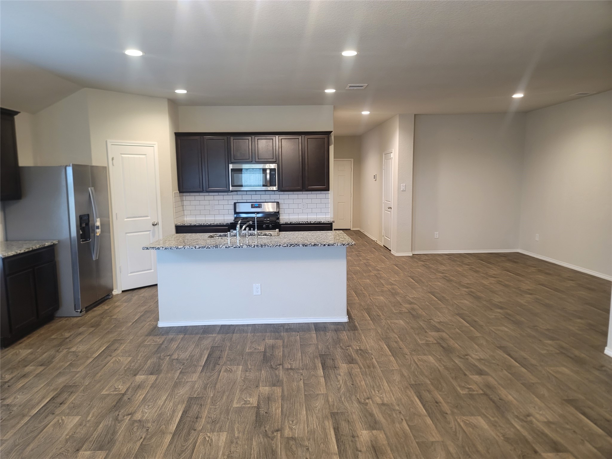 846 Autumn Flats Way Property Photo 24