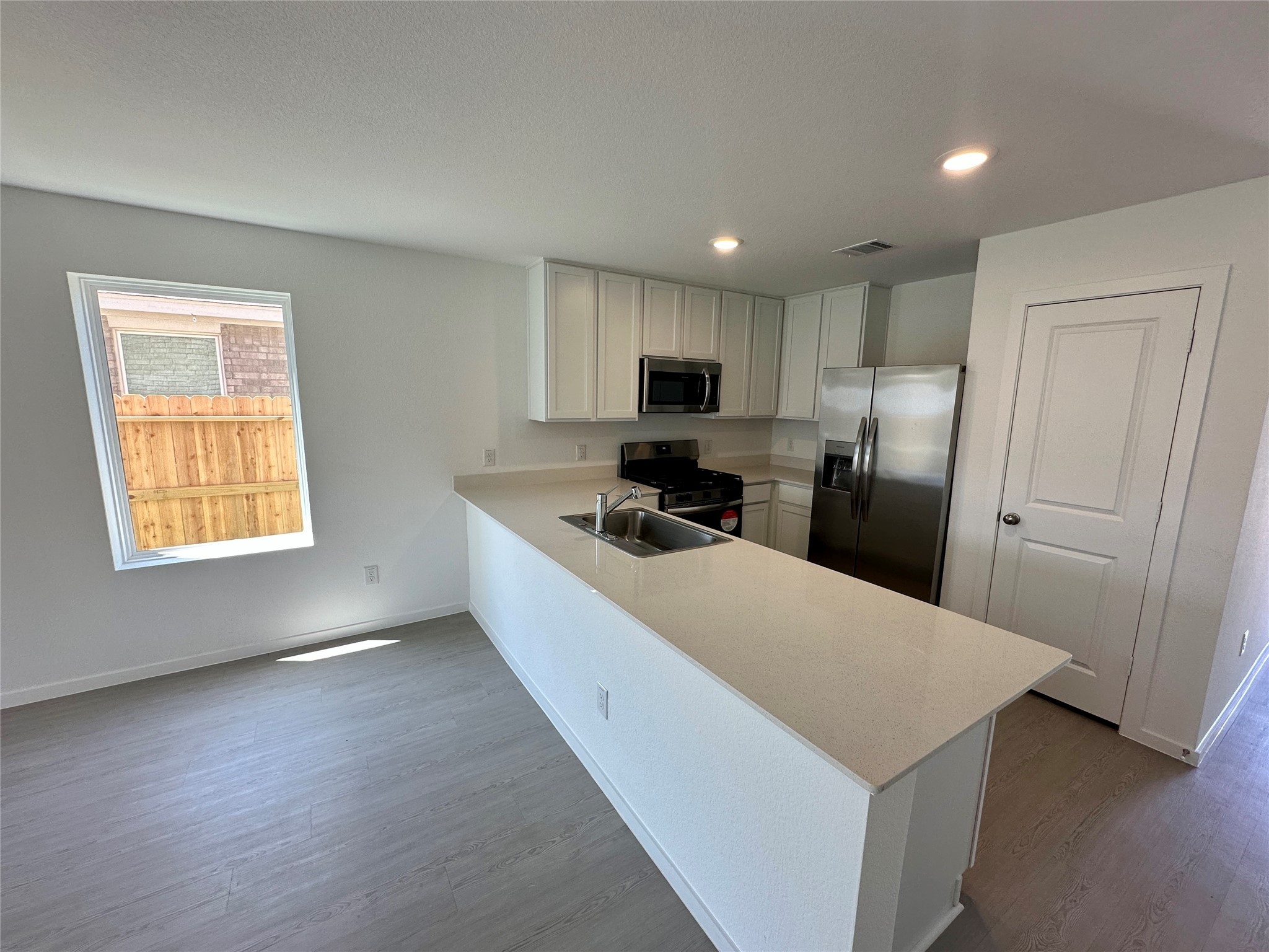 2510 Mint Garnet Drive Property Photo 2