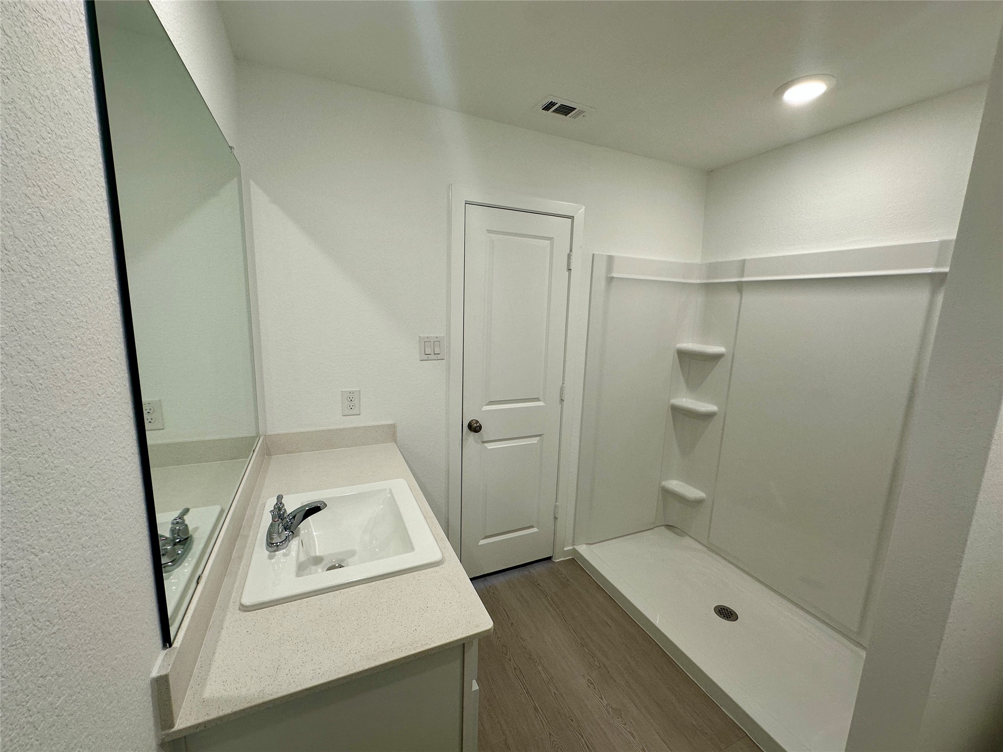 2510 Mint Garnet Drive Property Photo 6