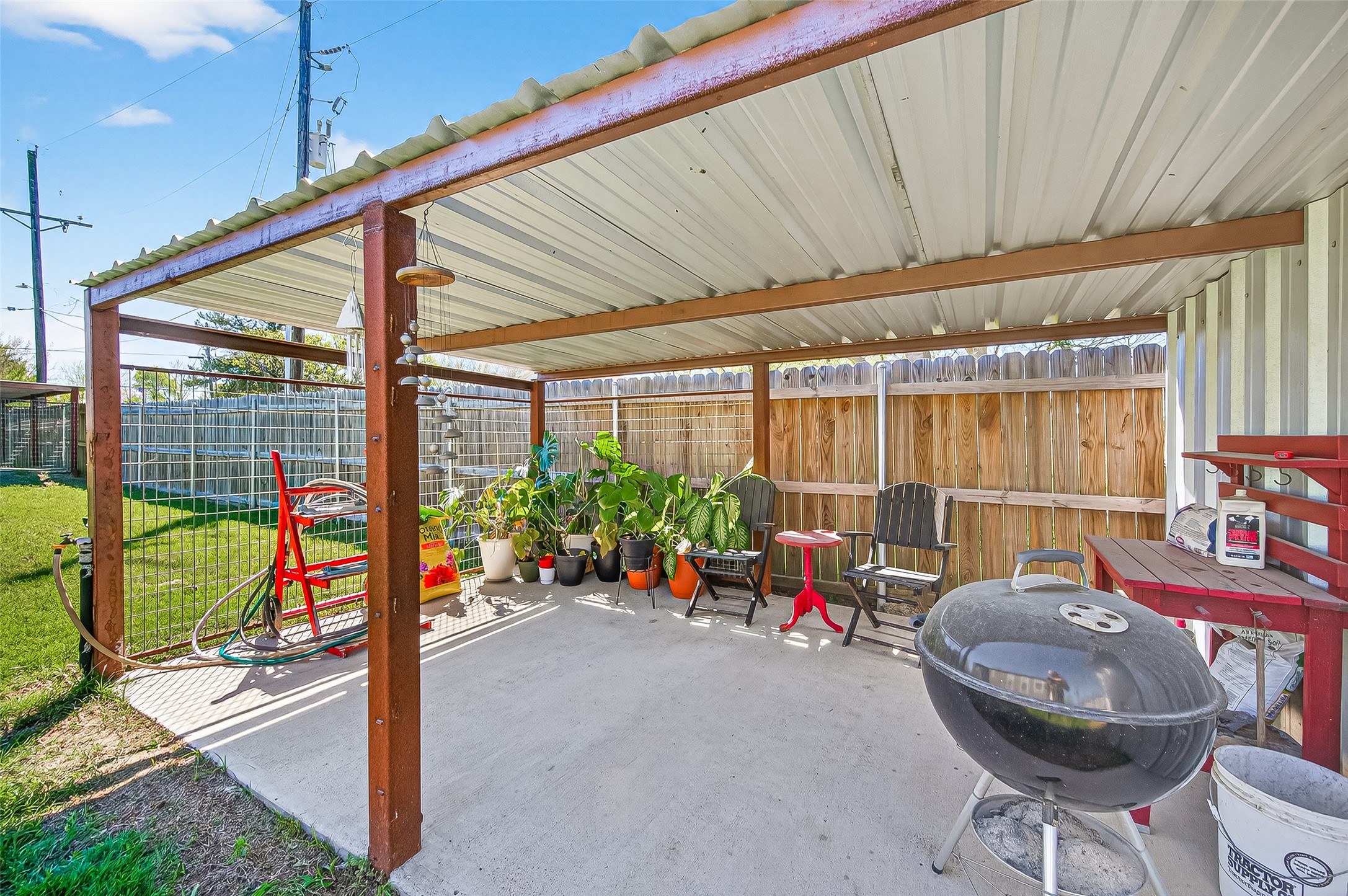 22218 Madison Street Property Photo 29