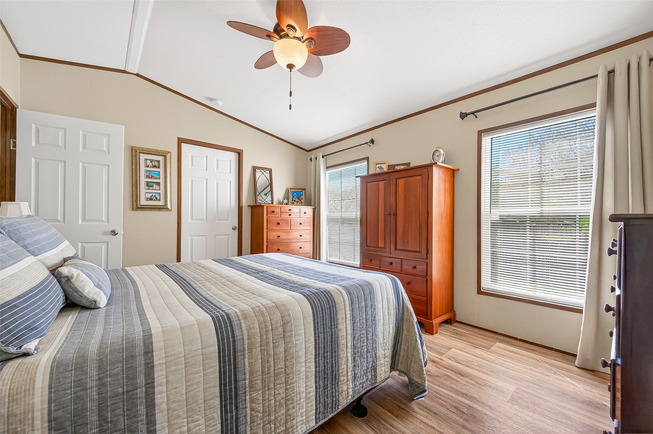 22218 Madison Street Property Photo 45