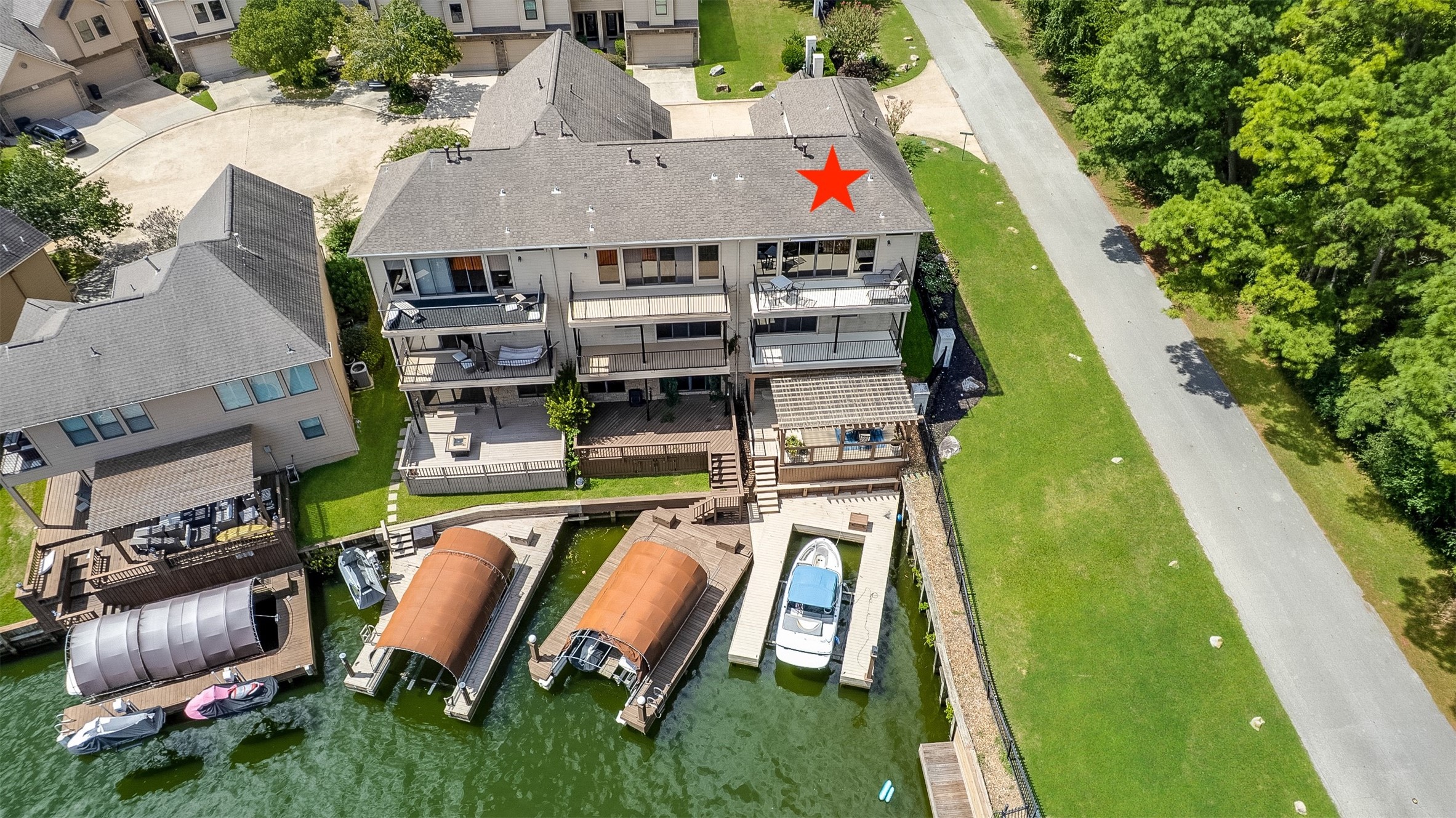 358 Old Aqua Landing E Property Photo 2