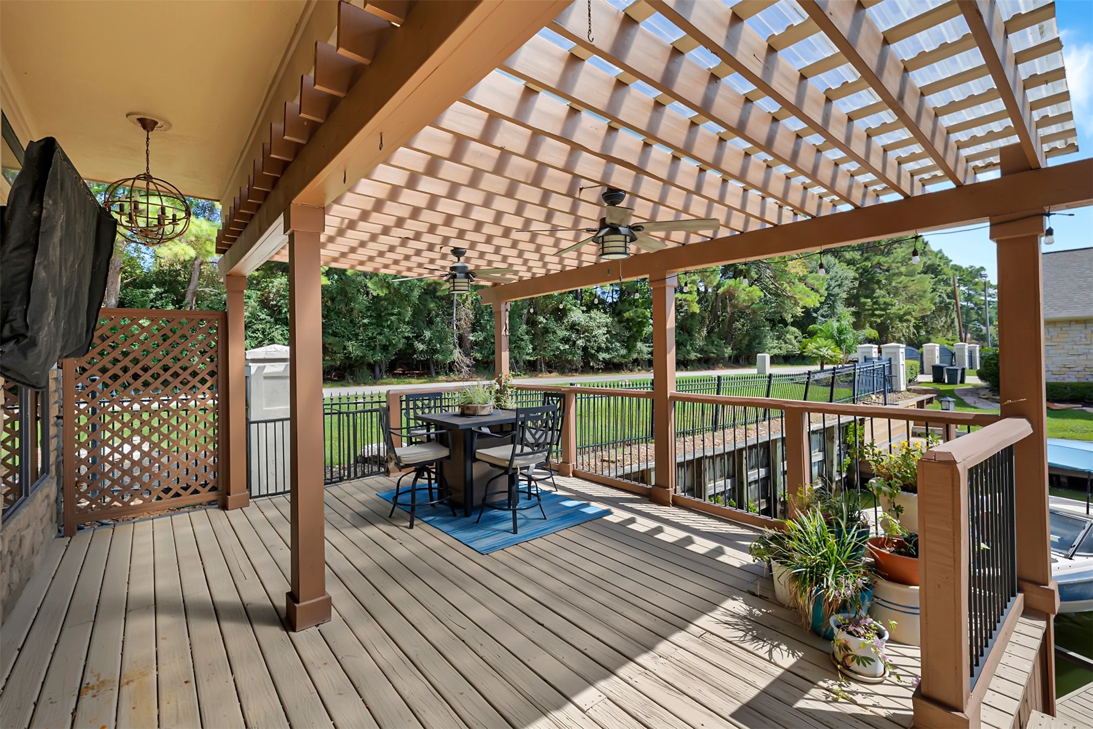 358 Old Aqua Landing E Property Photo 10