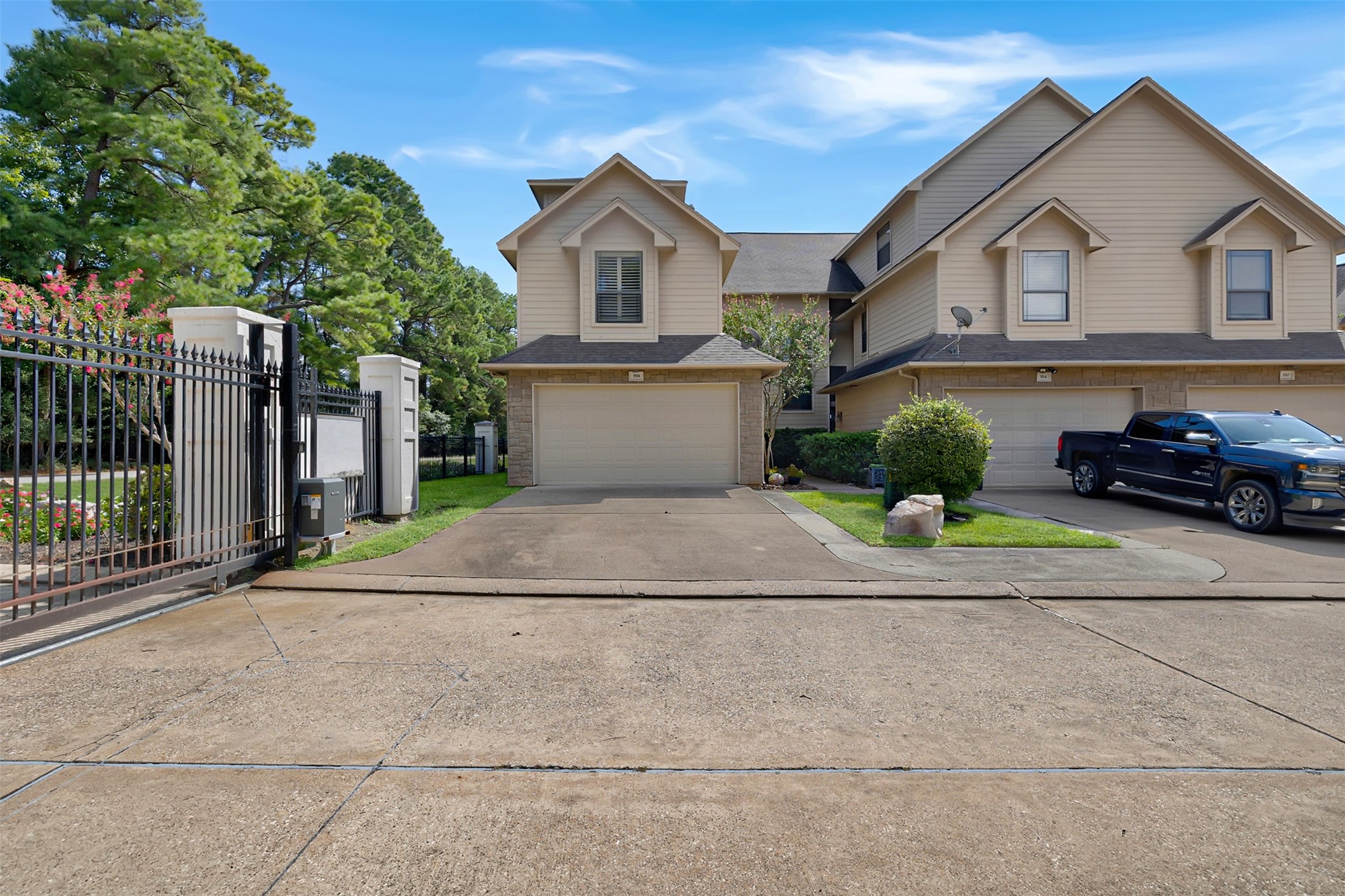 358 Old Aqua Landing E Property Photo 13