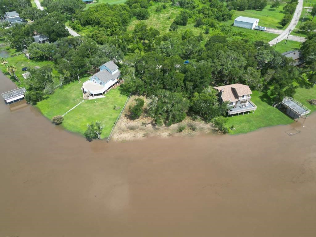 1163 Private Road 652 Property Photo 8