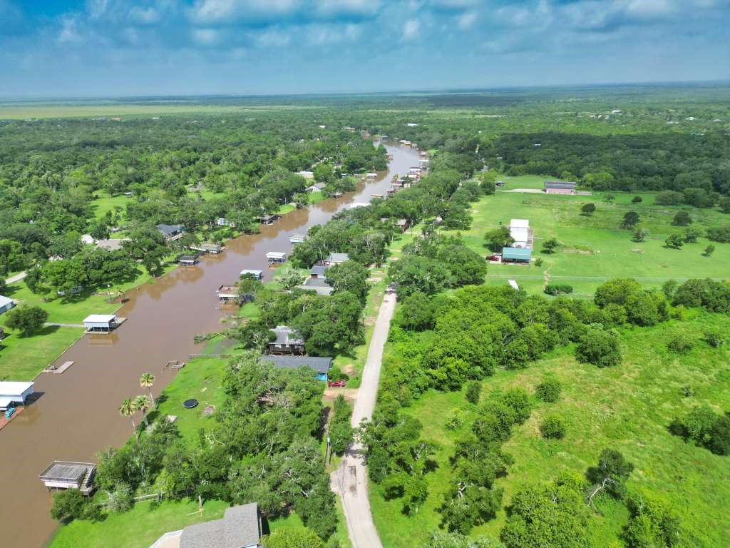 1163 Private Road 652 Property Photo 18
