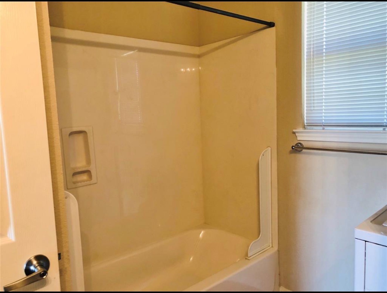 2508 S Houston Avenue D Property Photo 10