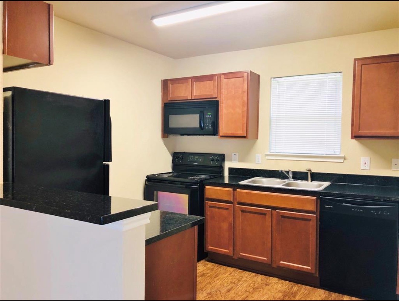 2508 S Houston Avenue D Property Photo 11