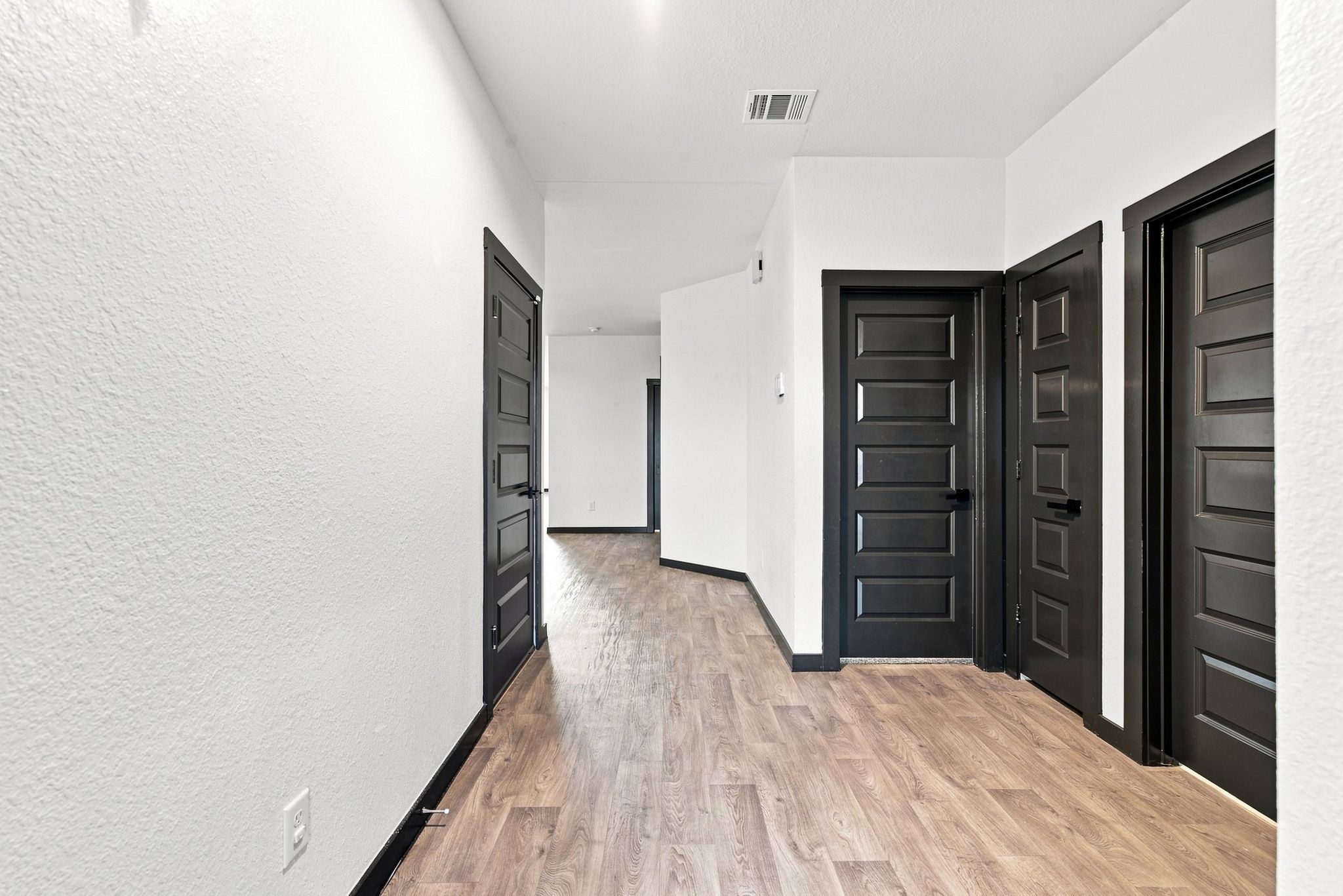 14602 Sweet Water Drive Property Photo 6