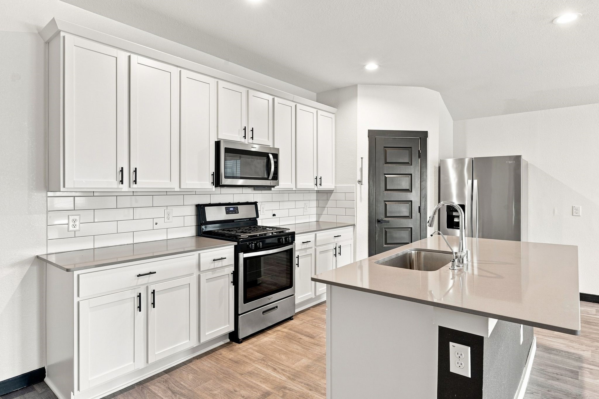 14602 Sweet Water Drive Property Photo 13