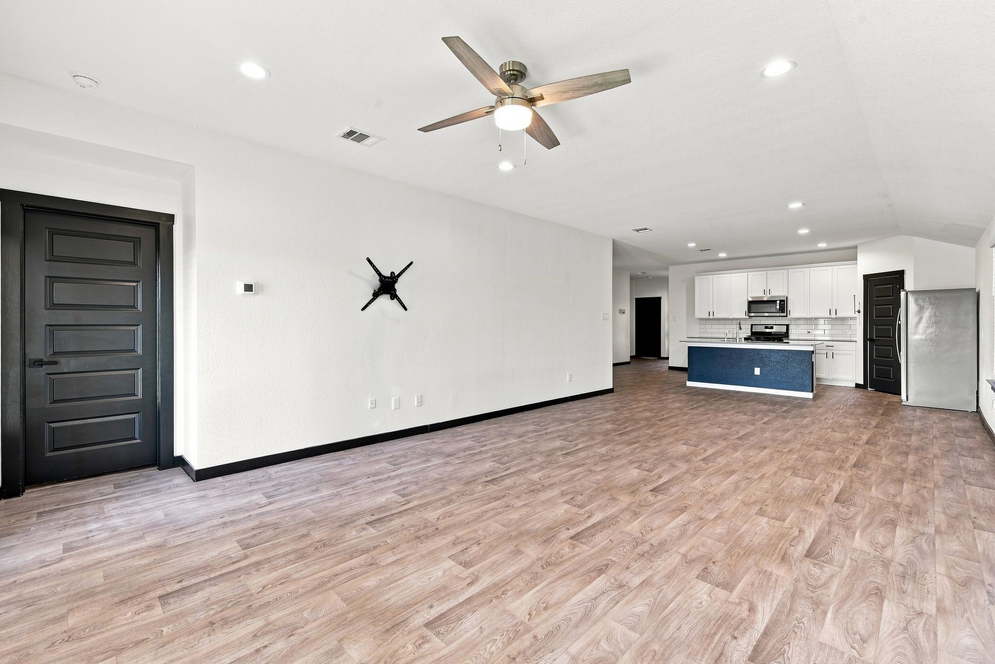 14602 Sweet Water Drive Property Photo 20