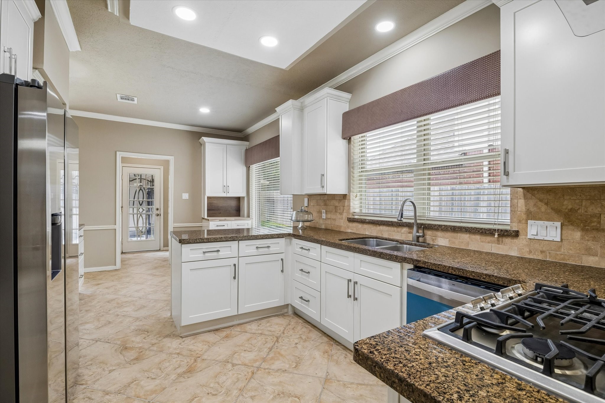 15835 Echo Lodge Drive Property Photo 14